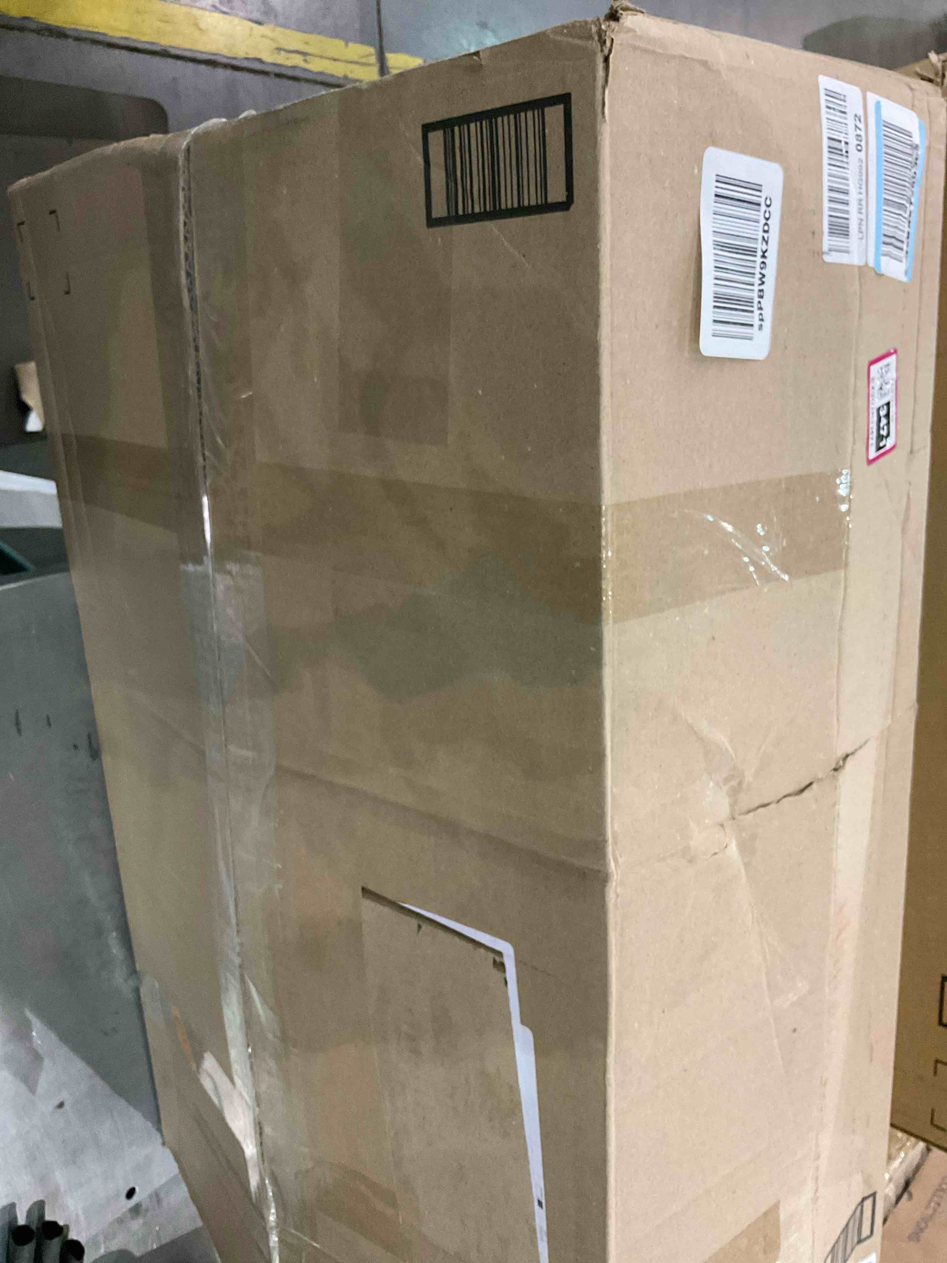 https://s3.amazonaws.com/lotting-images-prod/BargainHunt/EXS01033471_1711369348589.jpeg