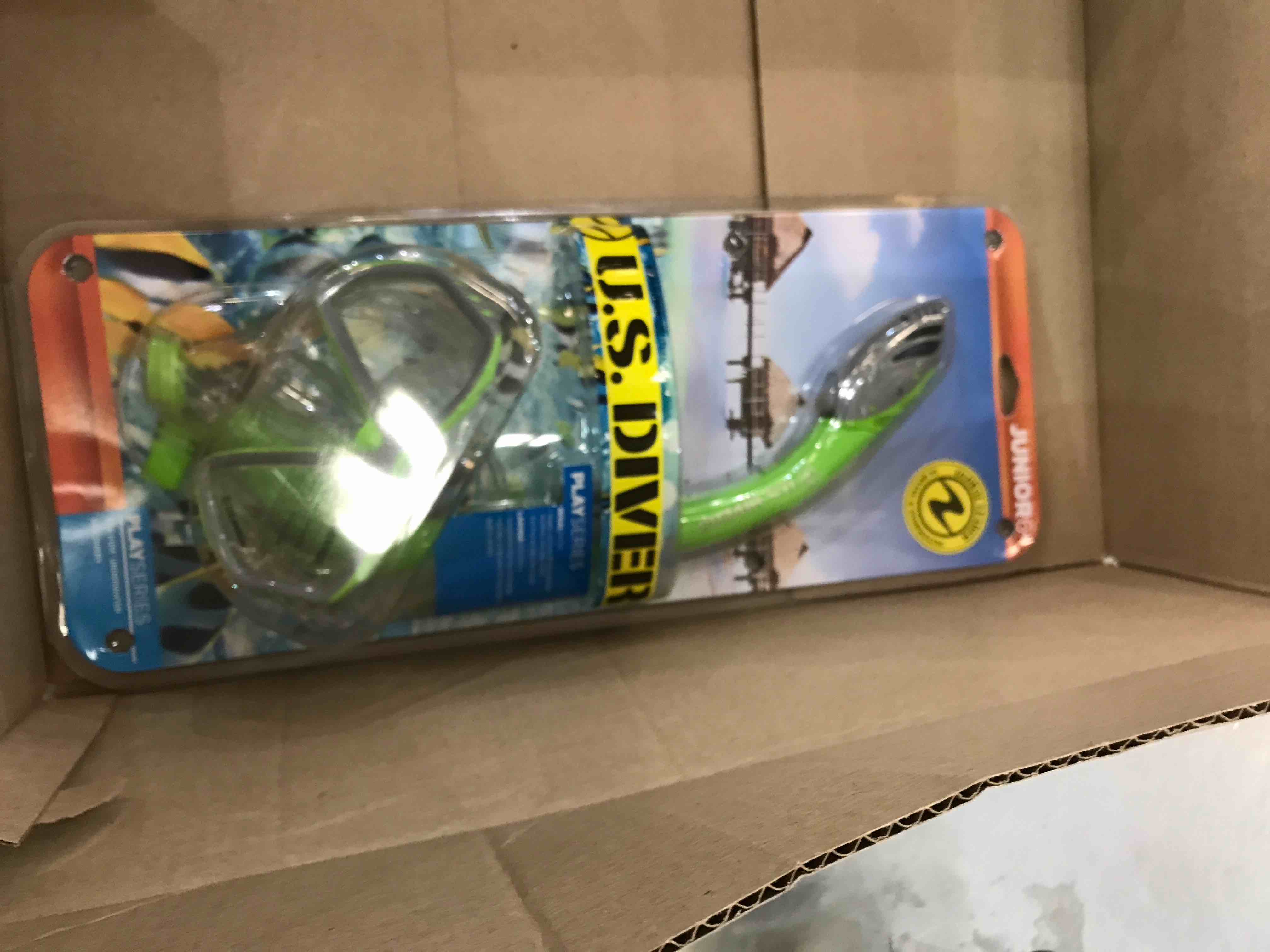 https://s3.amazonaws.com/lotting-images-prod/BargainHunt/EXS01034564_1709145821569.jpeg