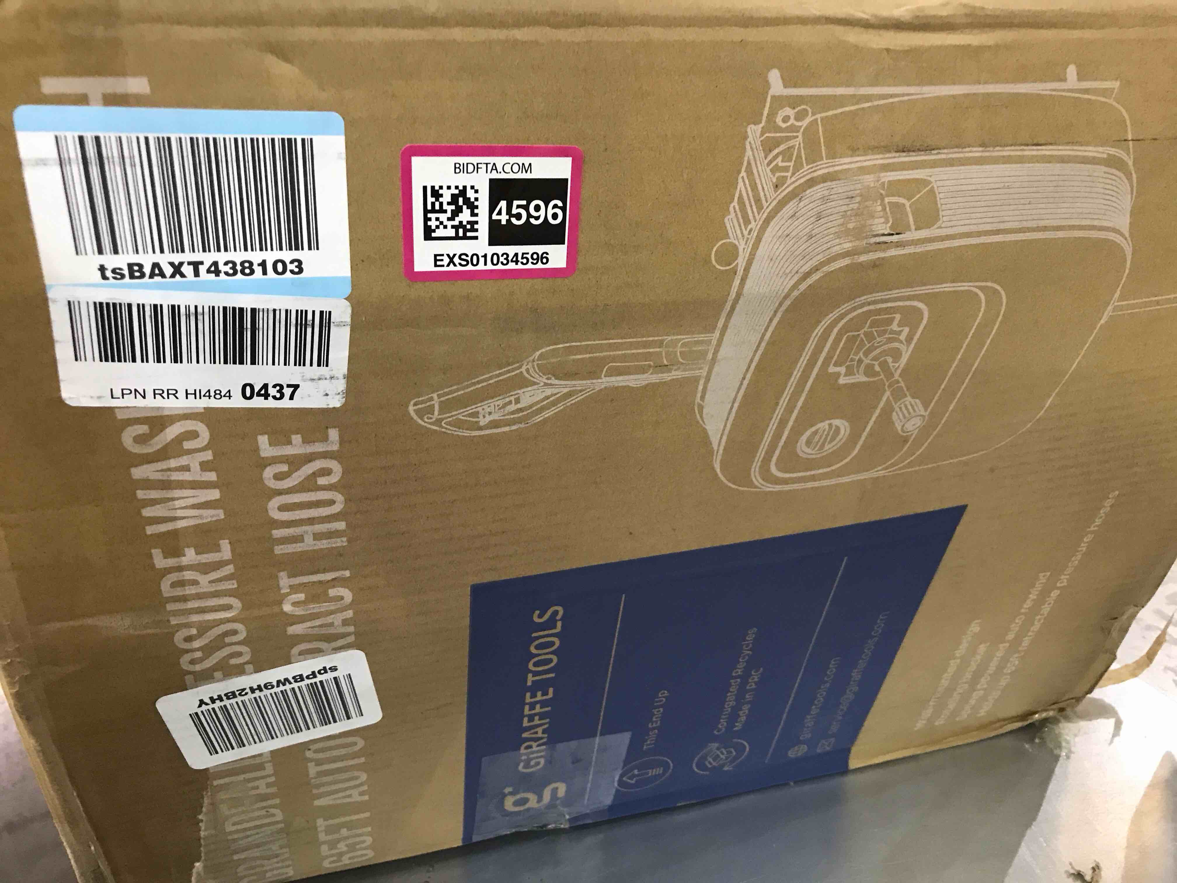 Giraffe Tools Grandfalls Pressure Washer G20B, Wall Mount Pressure Washer with 180Â° Rotating Bracket, 65ft Retractable Reel, Power Washer for Home/Cars/Patios, 4 Nozzles, Foam Cannon, Dark Silver