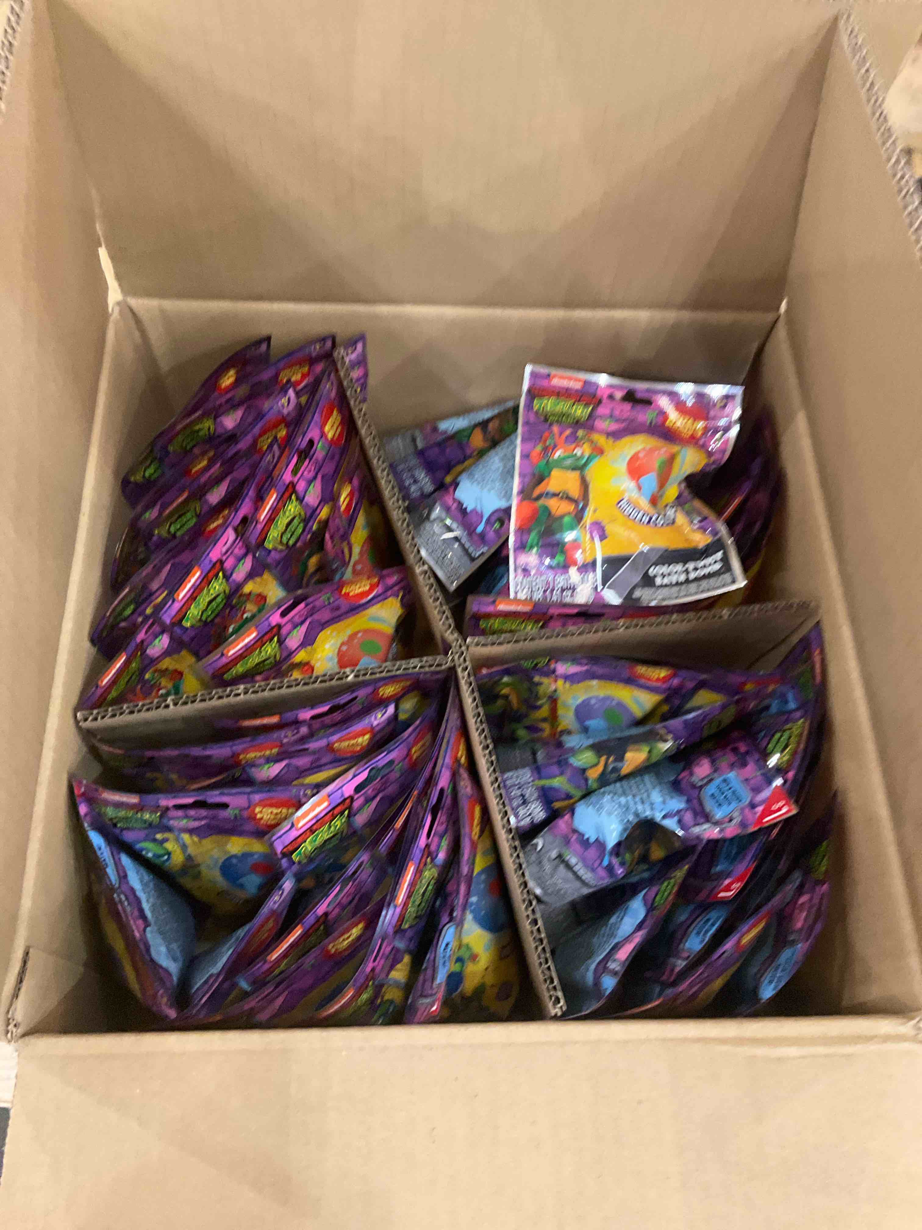 https://s3.amazonaws.com/lotting-images-prod/BargainHunt/EXS01034833_1710856512298.jpeg