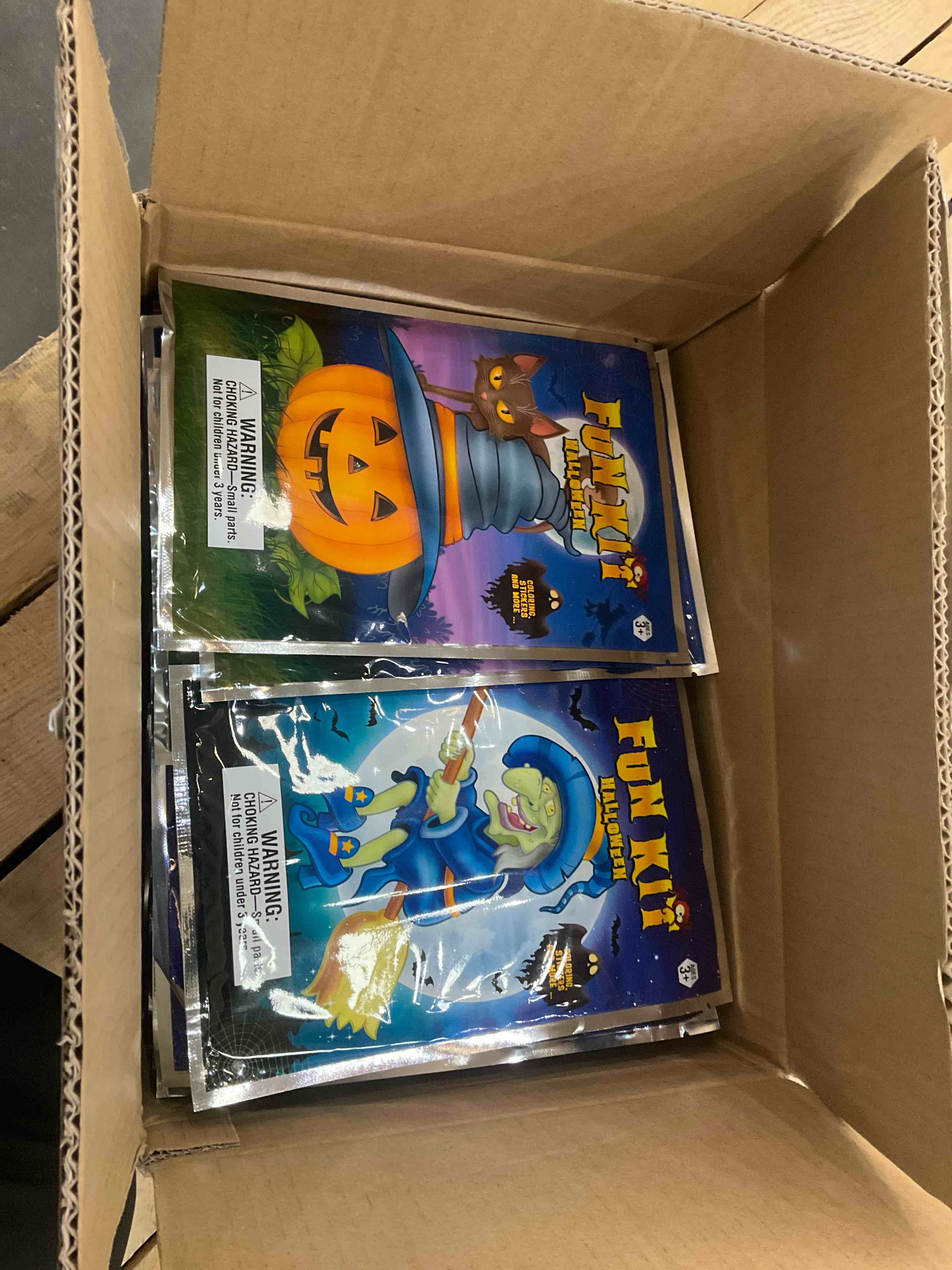 https://s3.amazonaws.com/lotting-images-prod/BargainHunt/EXS01034916_1710858860362.jpeg