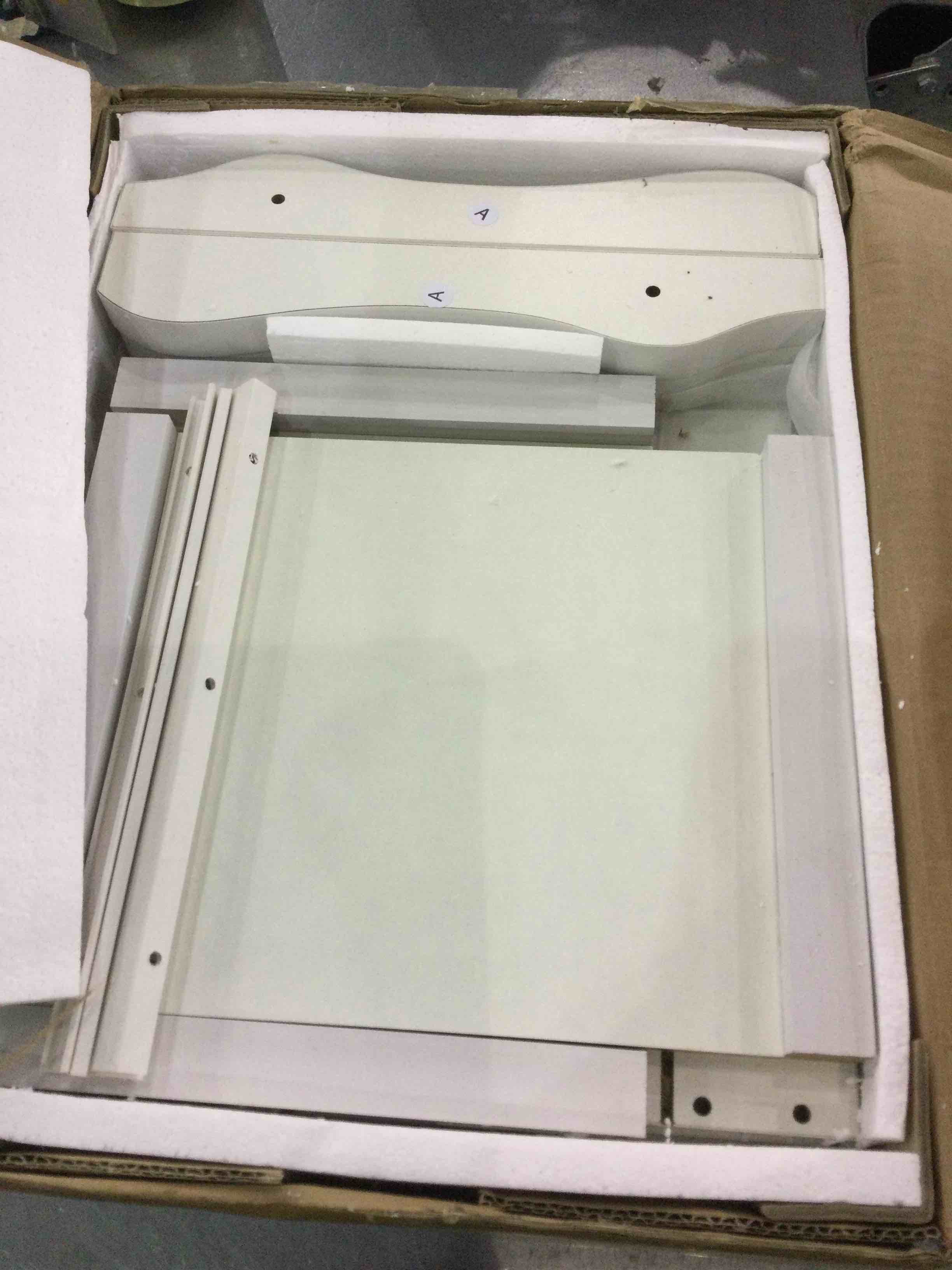 https://s3.amazonaws.com/lotting-images-prod/BargainHunt/EXS01035639_1708432475285.jpeg