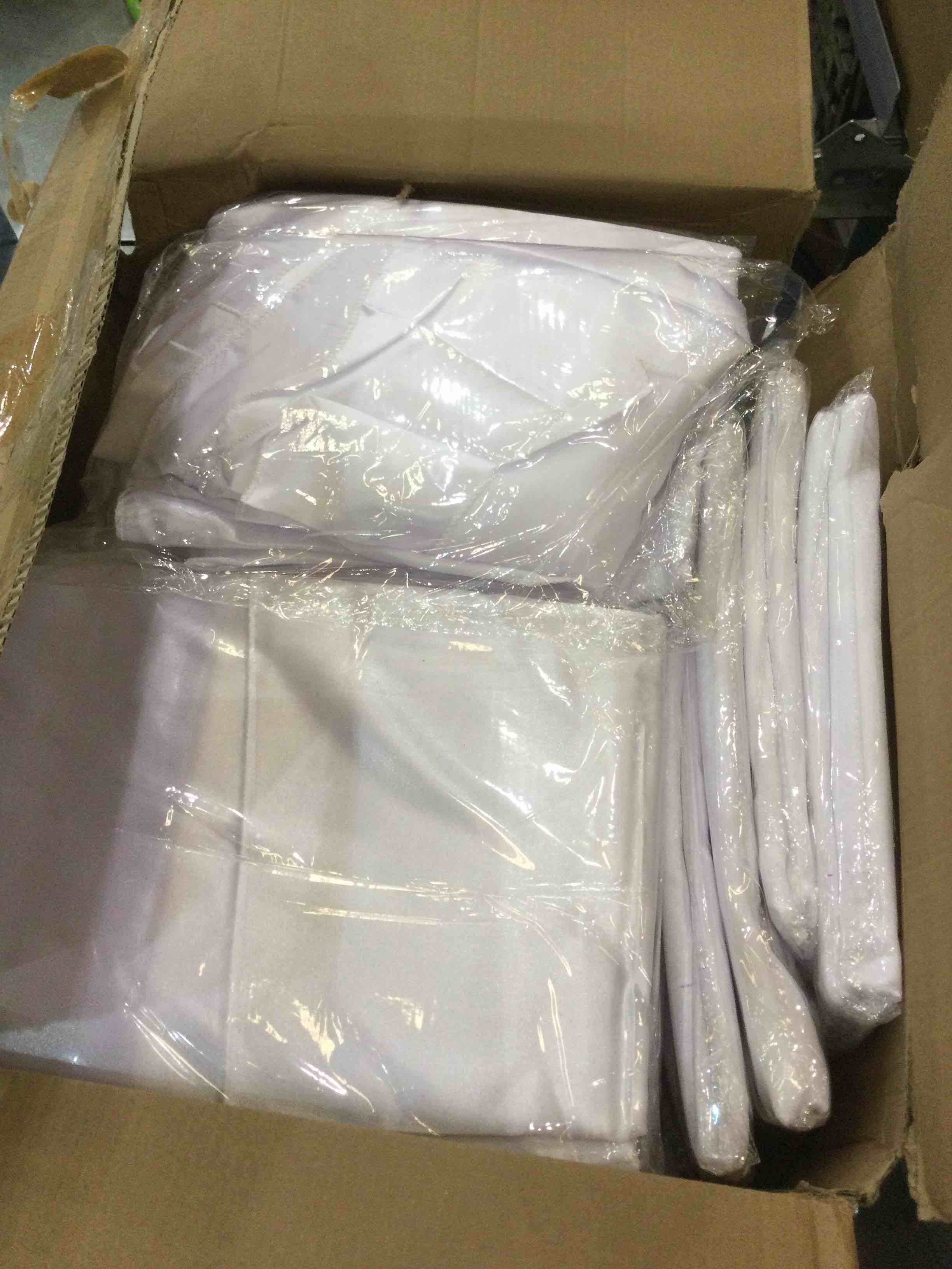 https://s3.amazonaws.com/lotting-images-prod/BargainHunt/EXS01035767_1708446829899.jpeg