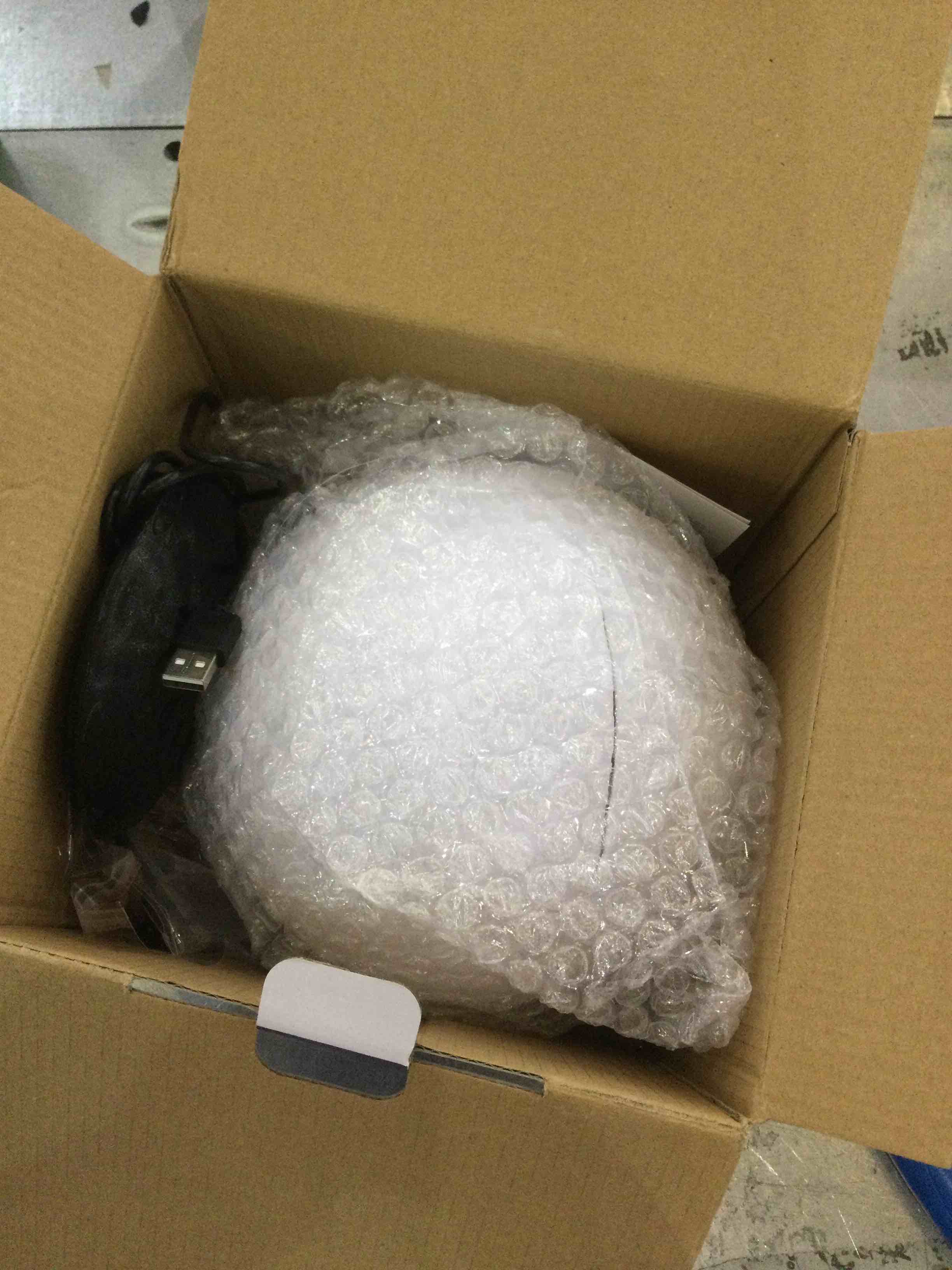 https://s3.amazonaws.com/lotting-images-prod/BargainHunt/EXS01035841_1708459691750.jpeg