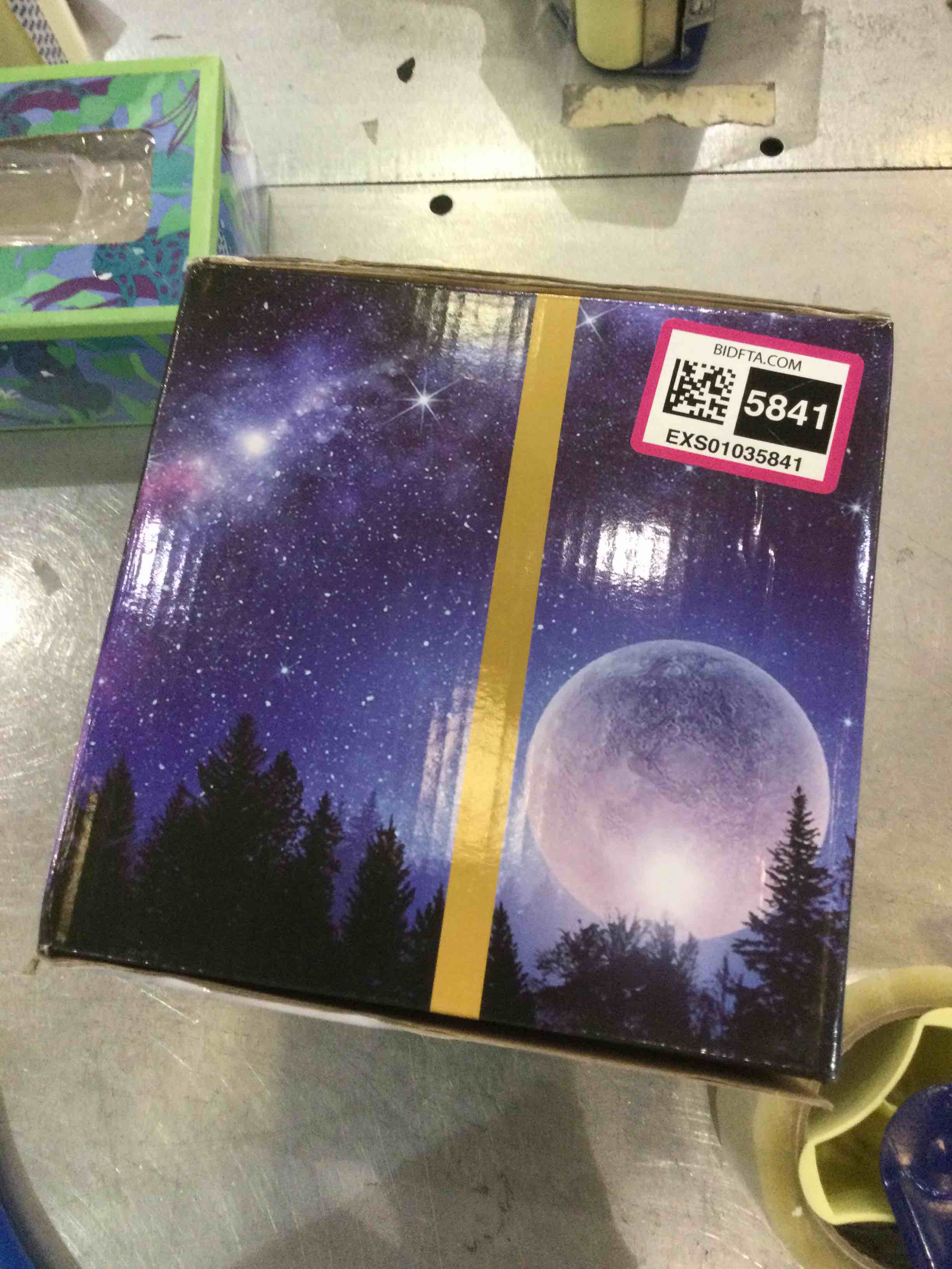 https://s3.amazonaws.com/lotting-images-prod/BargainHunt/EXS01035841_1708459711428.jpeg