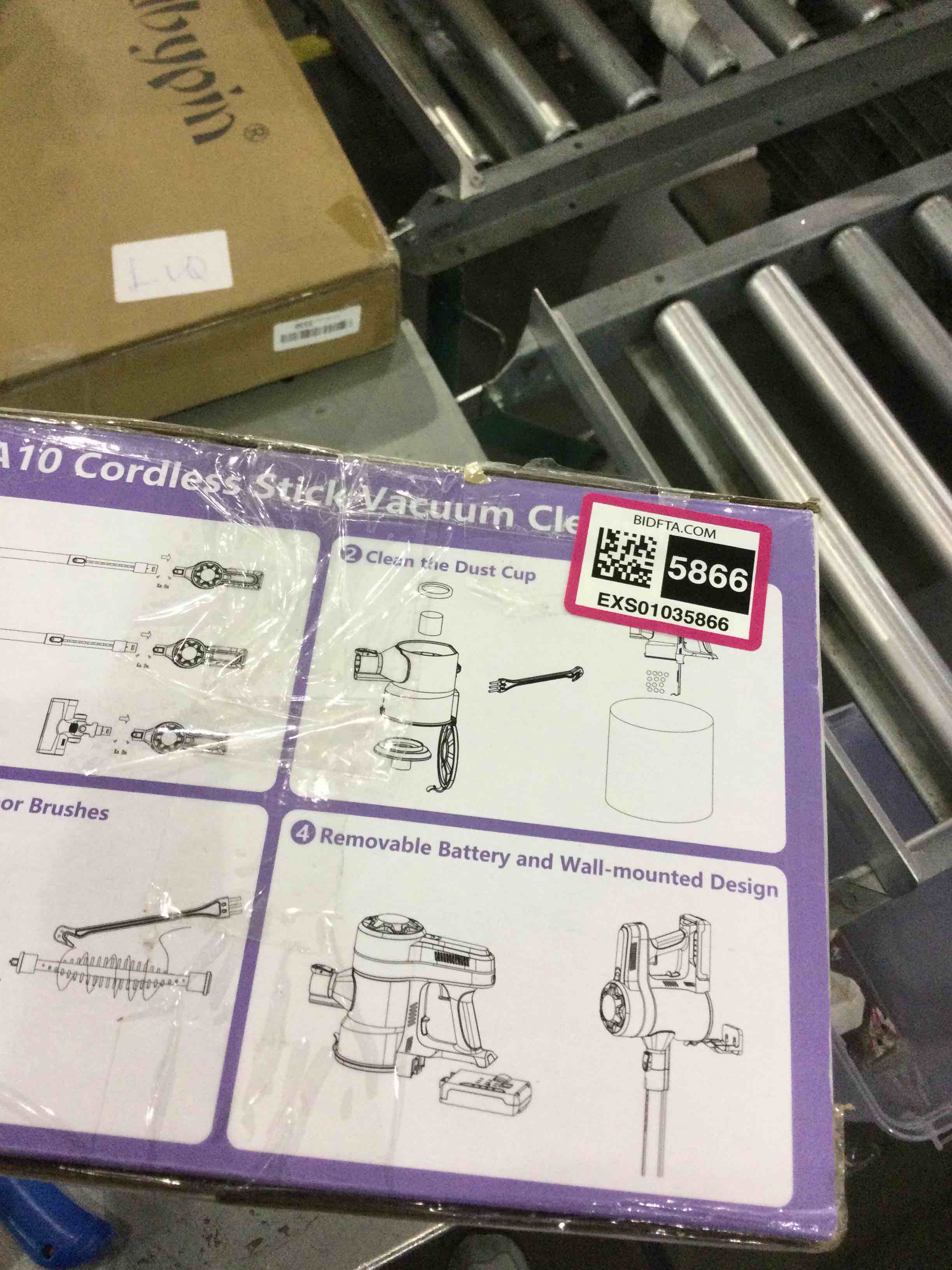 https://s3.amazonaws.com/lotting-images-prod/BargainHunt/EXS01035866_1708519322363.jpeg