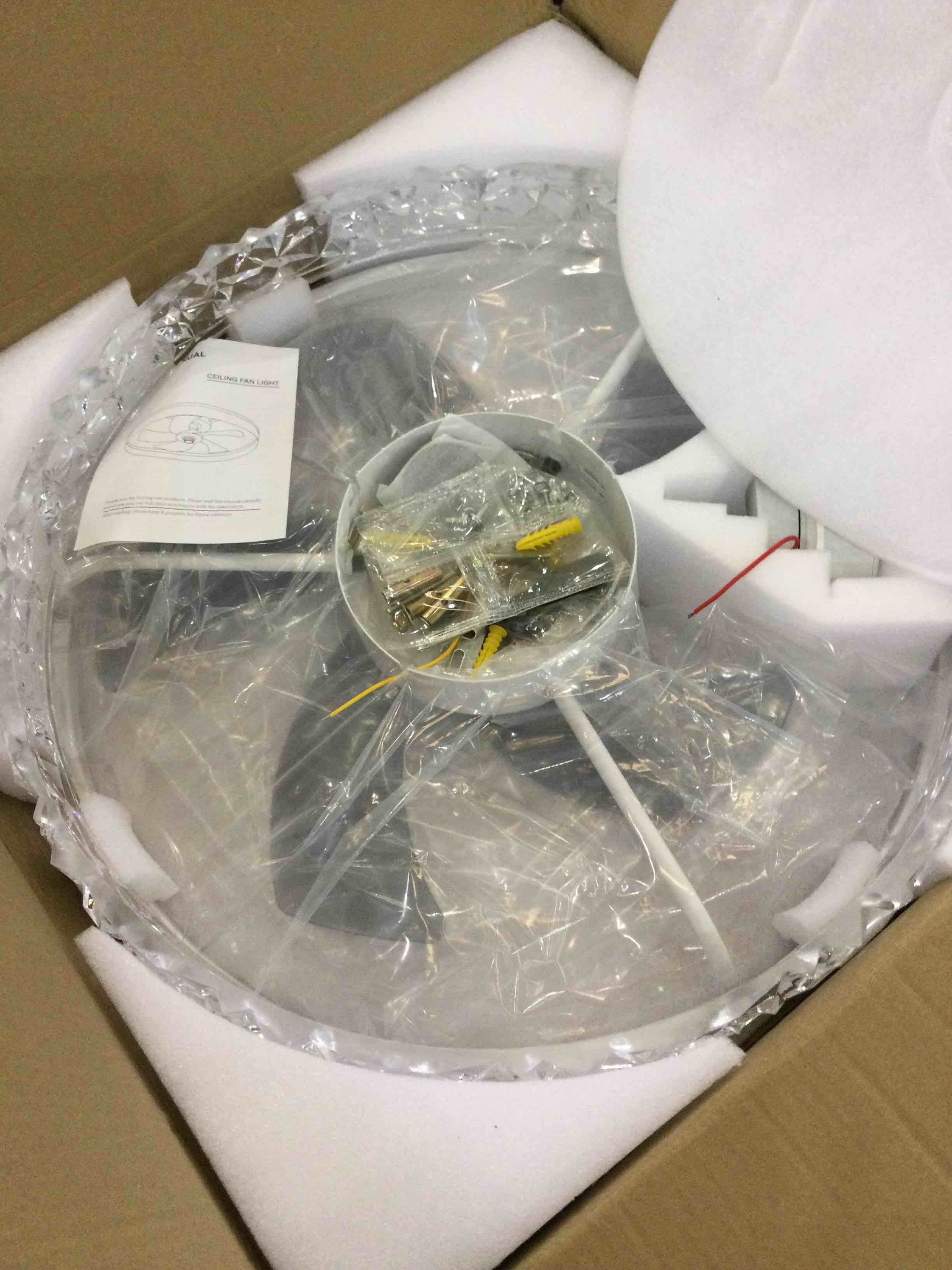 https://s3.amazonaws.com/lotting-images-prod/BargainHunt/EXS01035962_1708533305293.jpeg