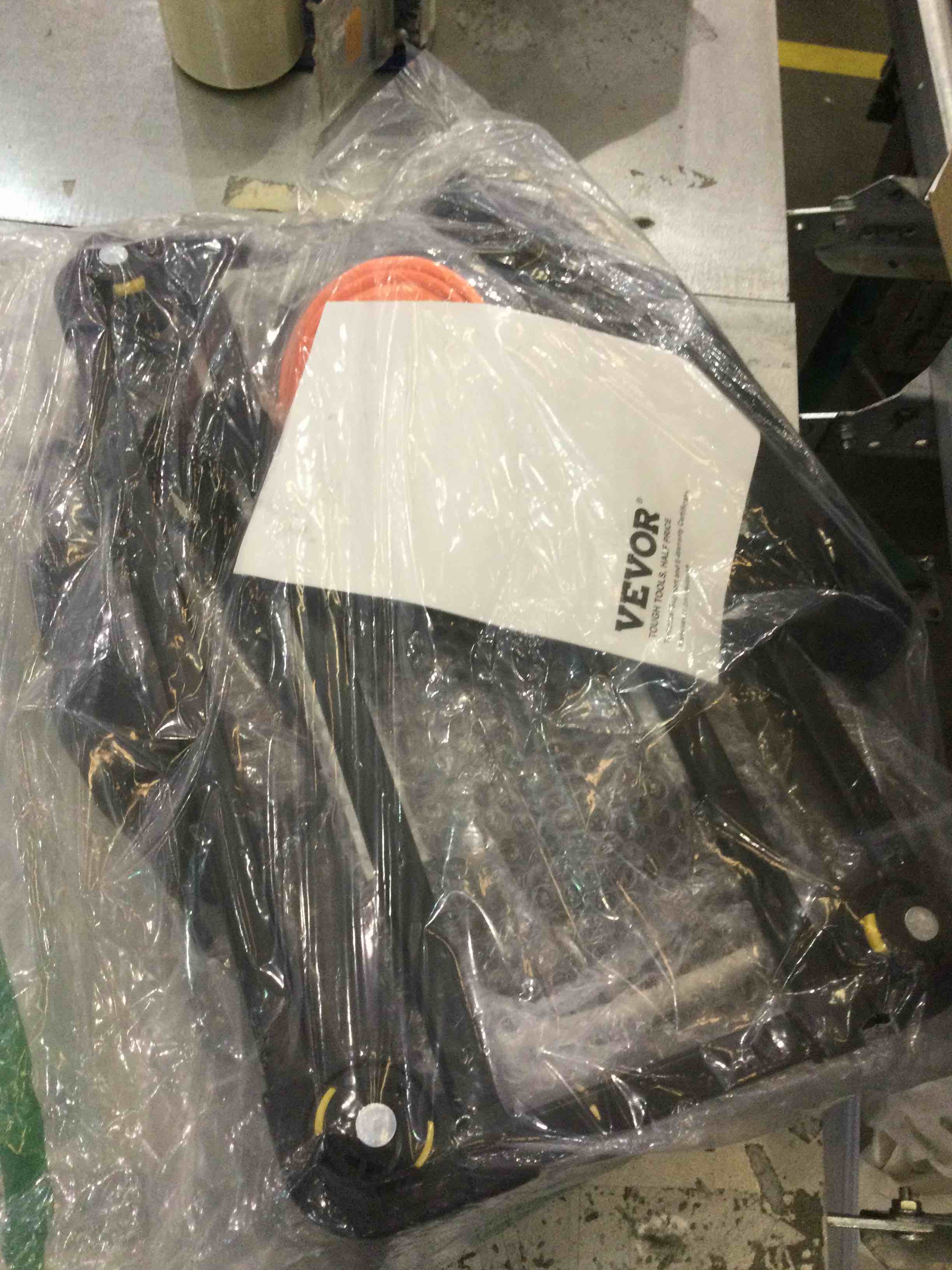 https://s3.amazonaws.com/lotting-images-prod/BargainHunt/EXS01036212_1708025862194.jpeg