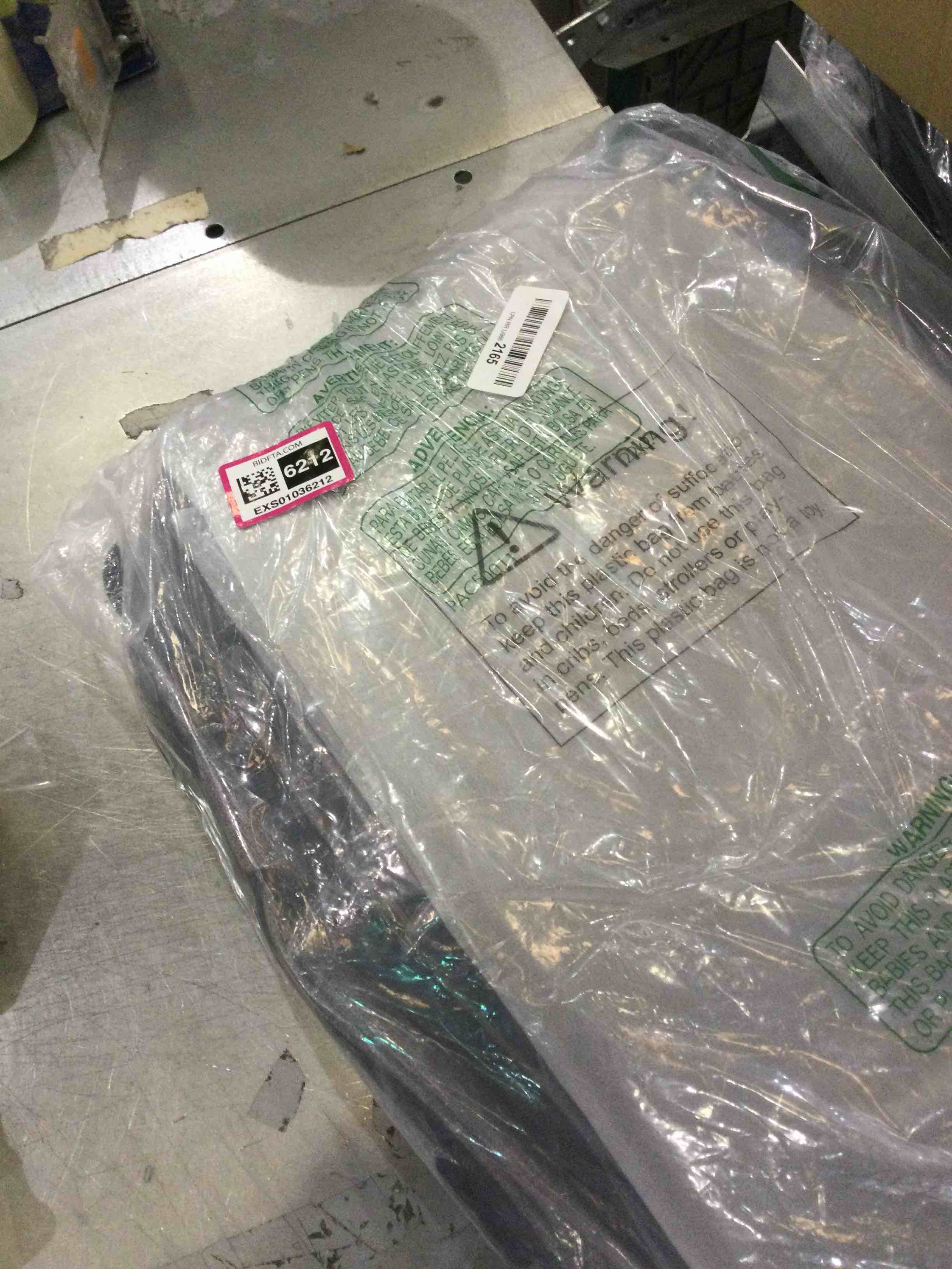 https://s3.amazonaws.com/lotting-images-prod/BargainHunt/EXS01036212_1708025874192.jpeg