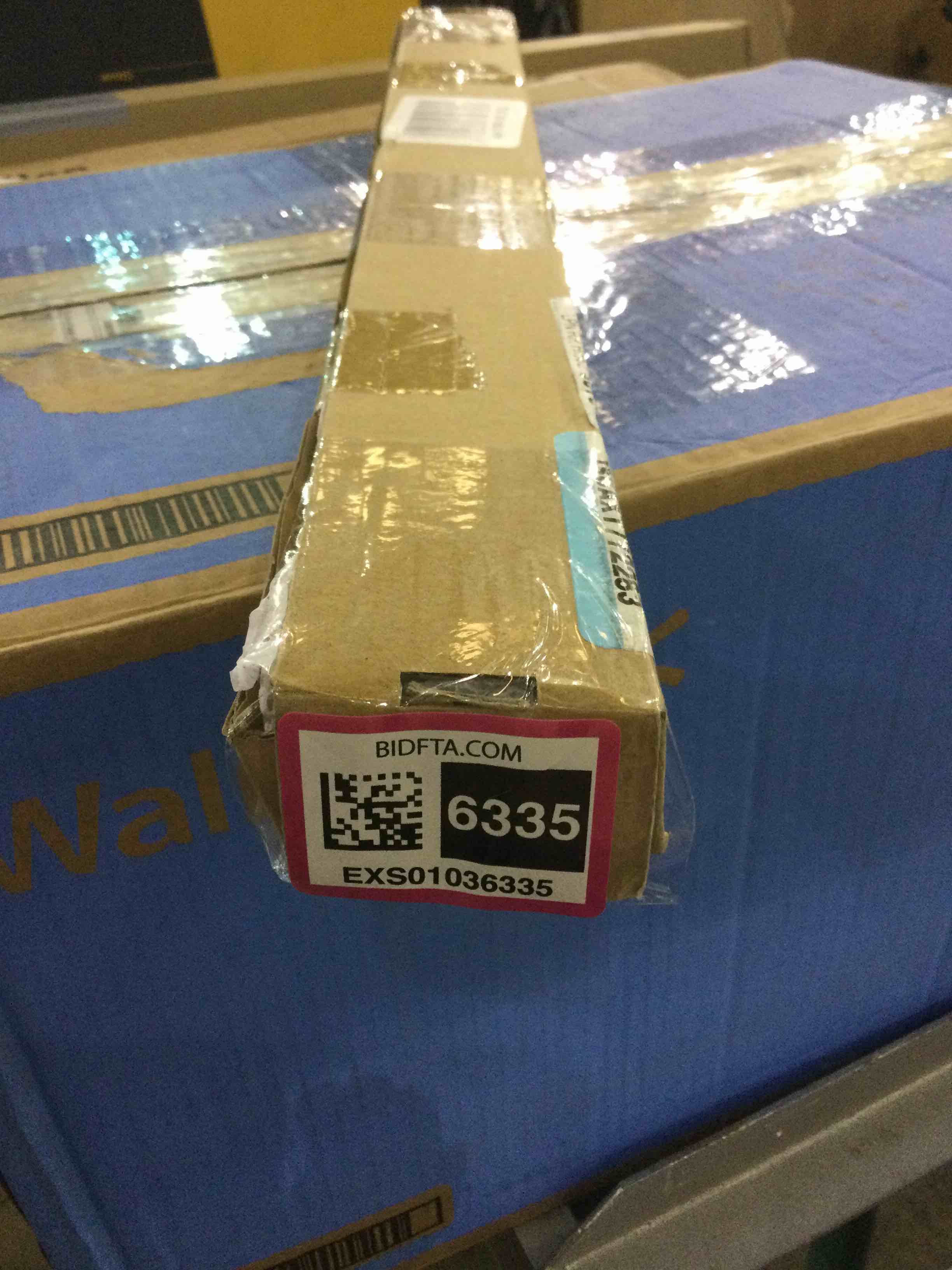 https://s3.amazonaws.com/lotting-images-prod/BargainHunt/EXS01036335_1708100473928.jpeg