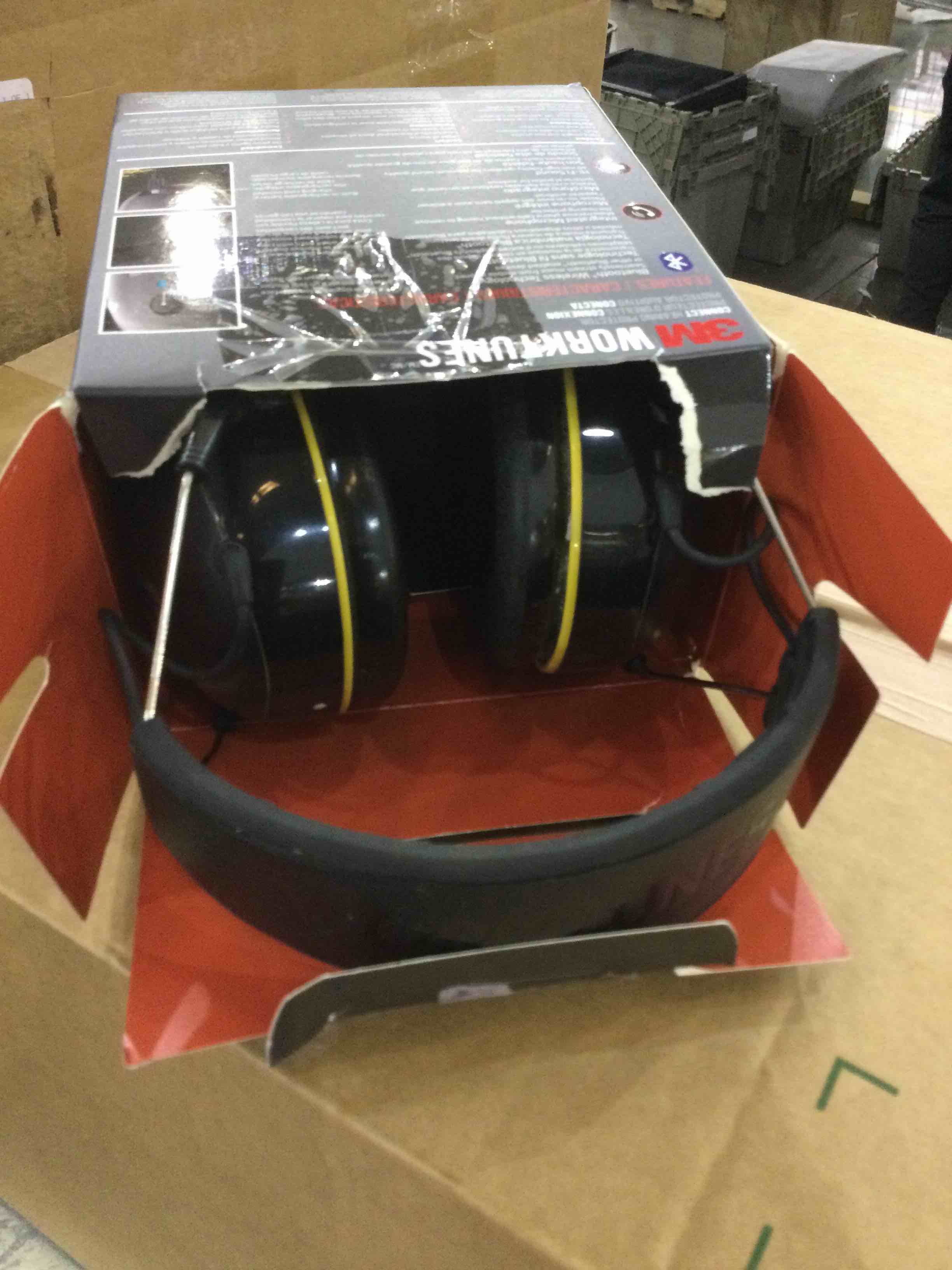 https://s3.amazonaws.com/lotting-images-prod/BargainHunt/EXS01036399_1708111196216.jpeg