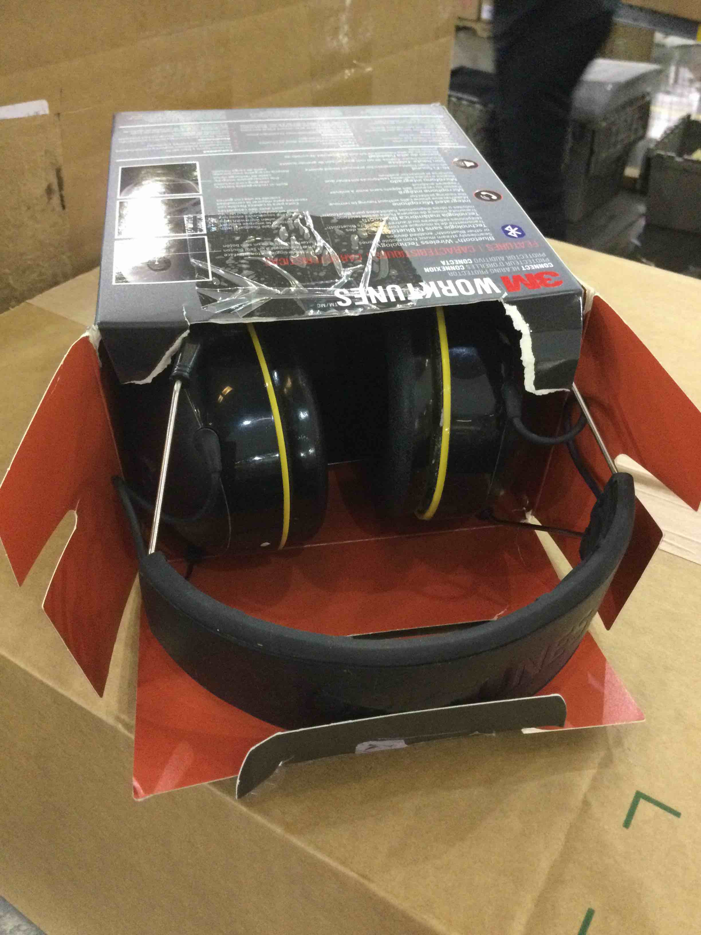 https://s3.amazonaws.com/lotting-images-prod/BargainHunt/EXS01036399_1708111197797.jpeg