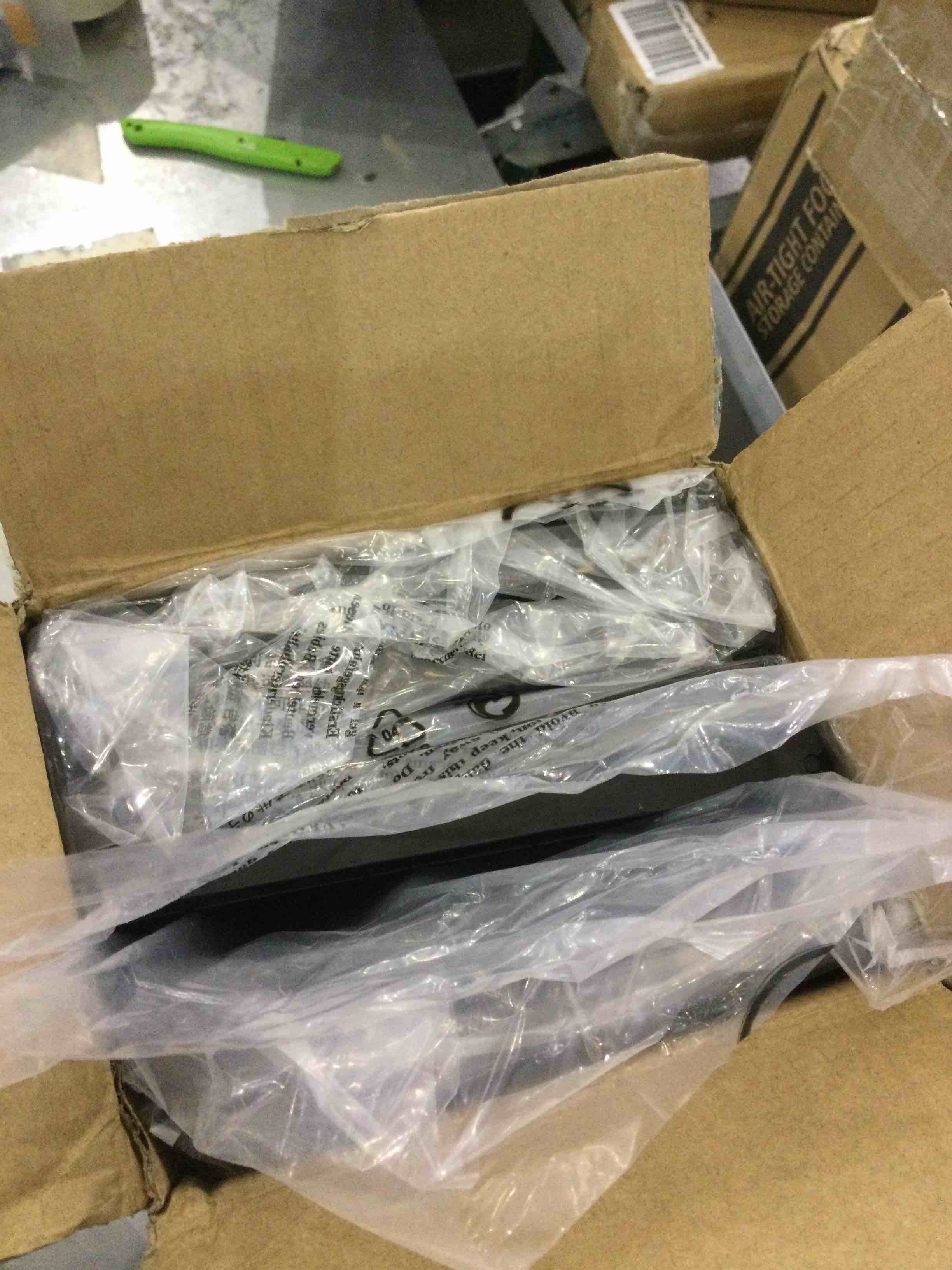 https://s3.amazonaws.com/lotting-images-prod/BargainHunt/EXS01036466_1708354688156.jpeg