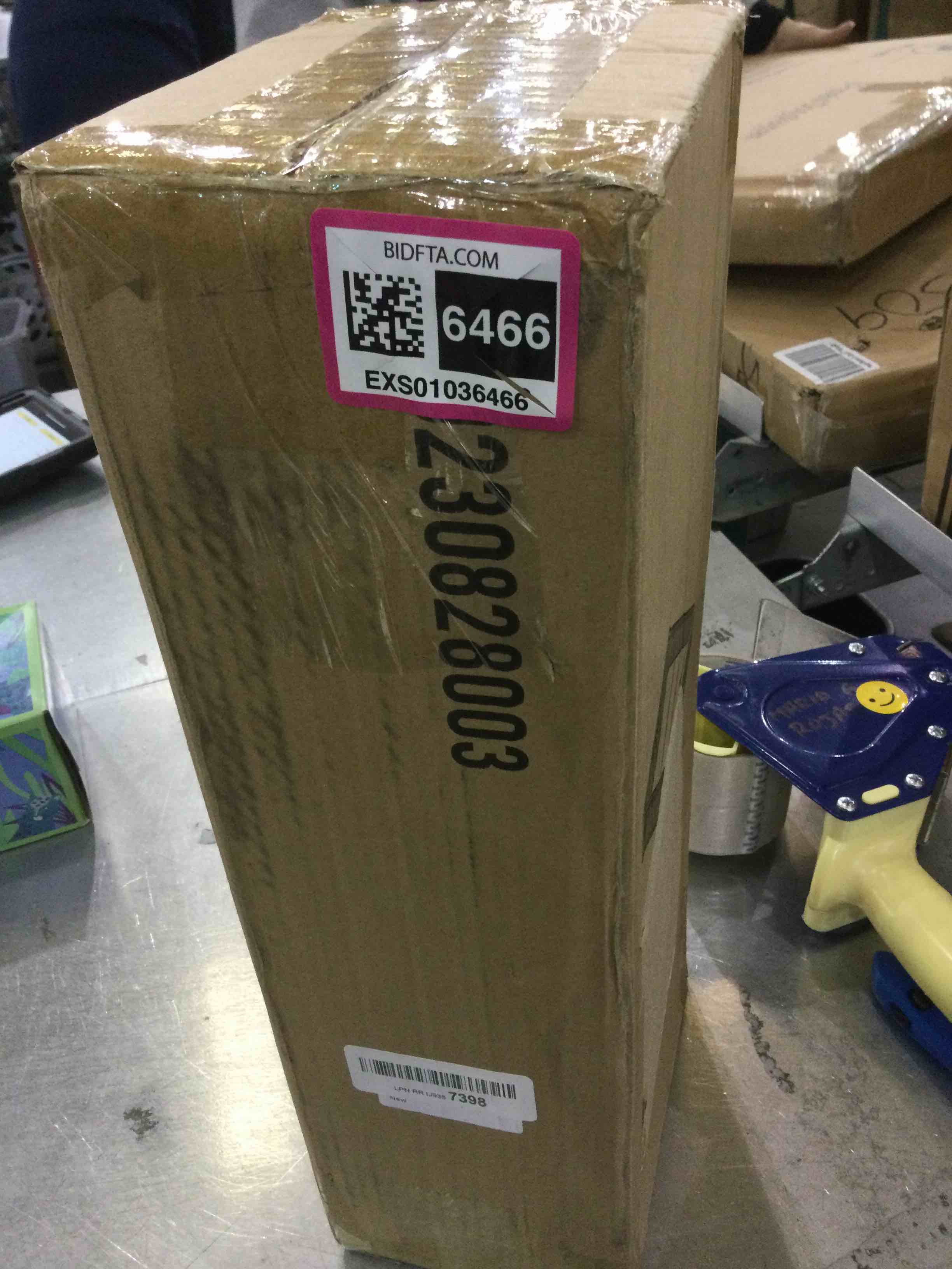 https://s3.amazonaws.com/lotting-images-prod/BargainHunt/EXS01036466_1708354705035.jpeg