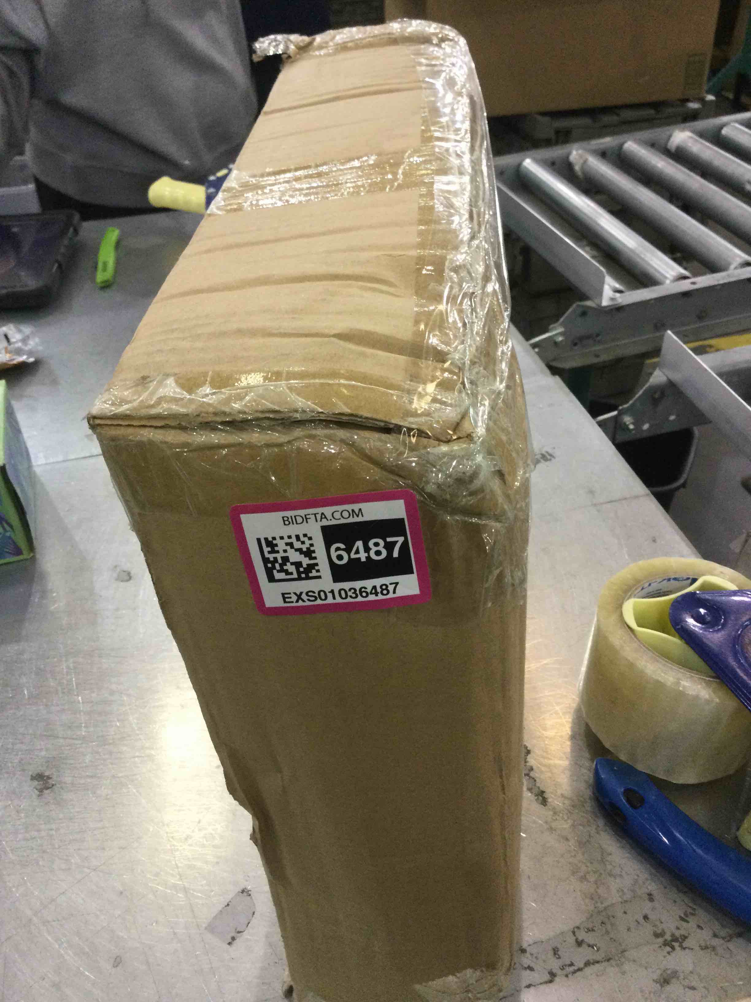 https://s3.amazonaws.com/lotting-images-prod/BargainHunt/EXS01036487_1708356431981.jpeg