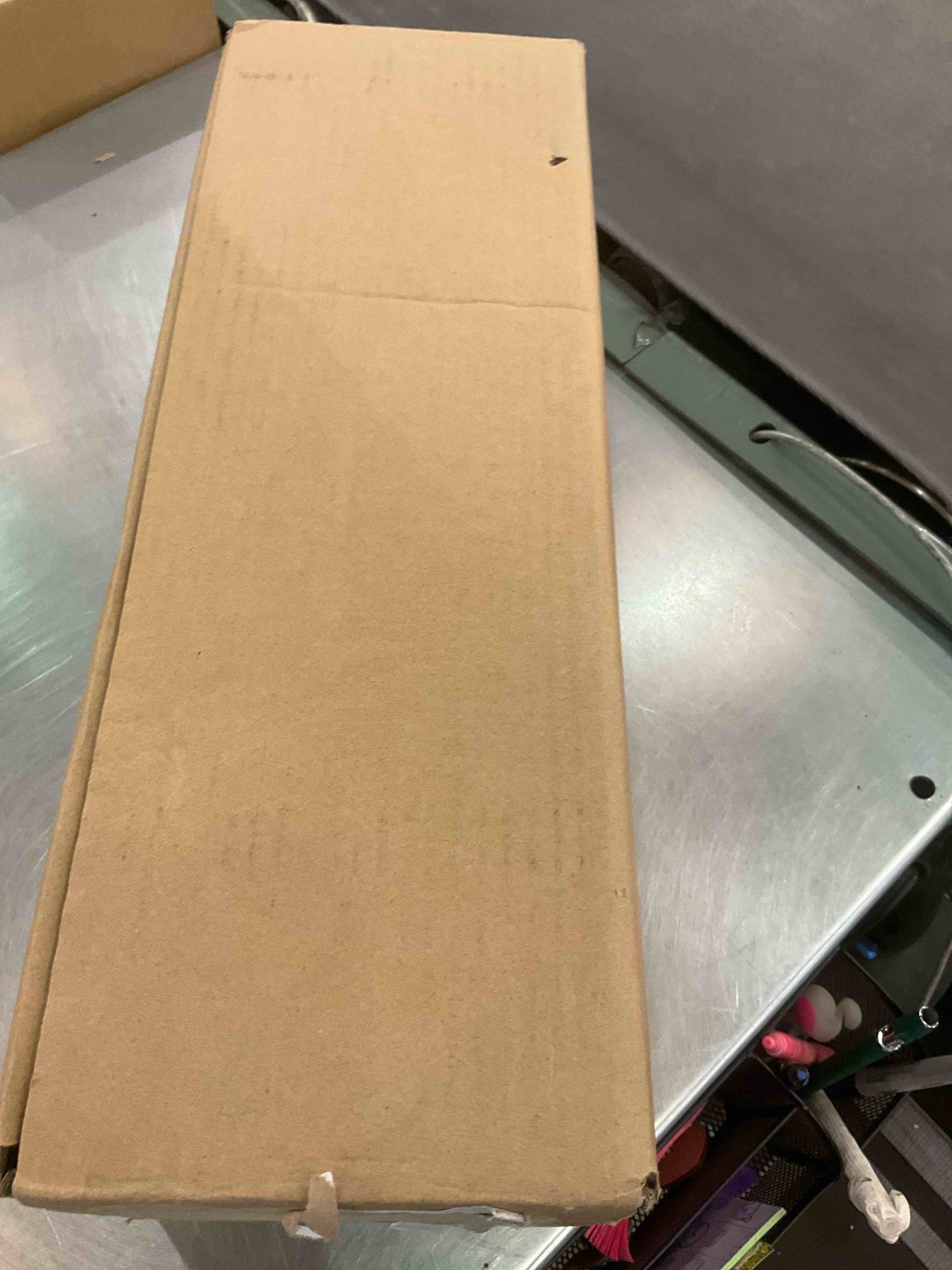 https://s3.amazonaws.com/lotting-images-prod/BargainHunt/EXS01036522_1707934263894.jpeg
