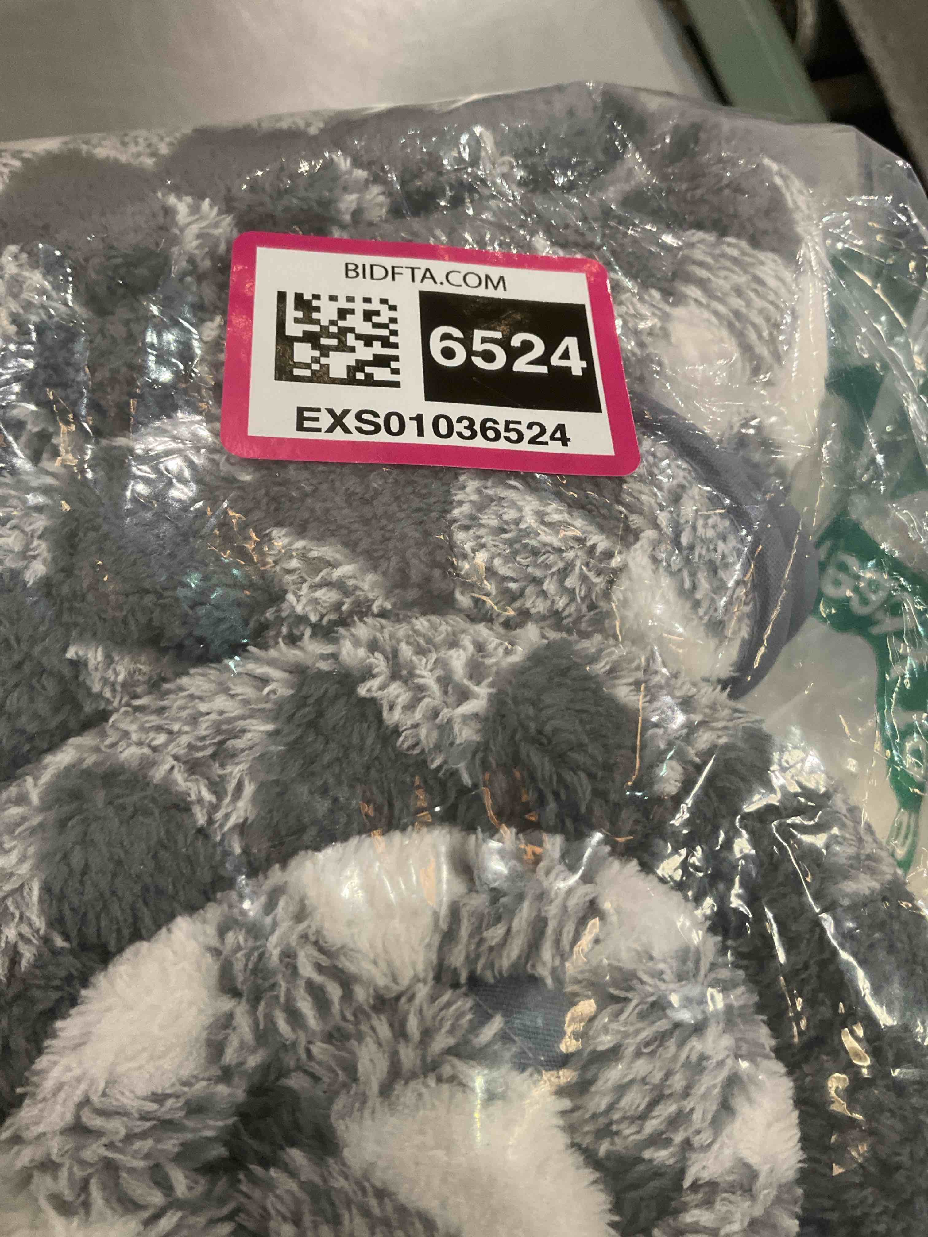 https://s3.amazonaws.com/lotting-images-prod/BargainHunt/EXS01036524_1707934437020.jpeg
