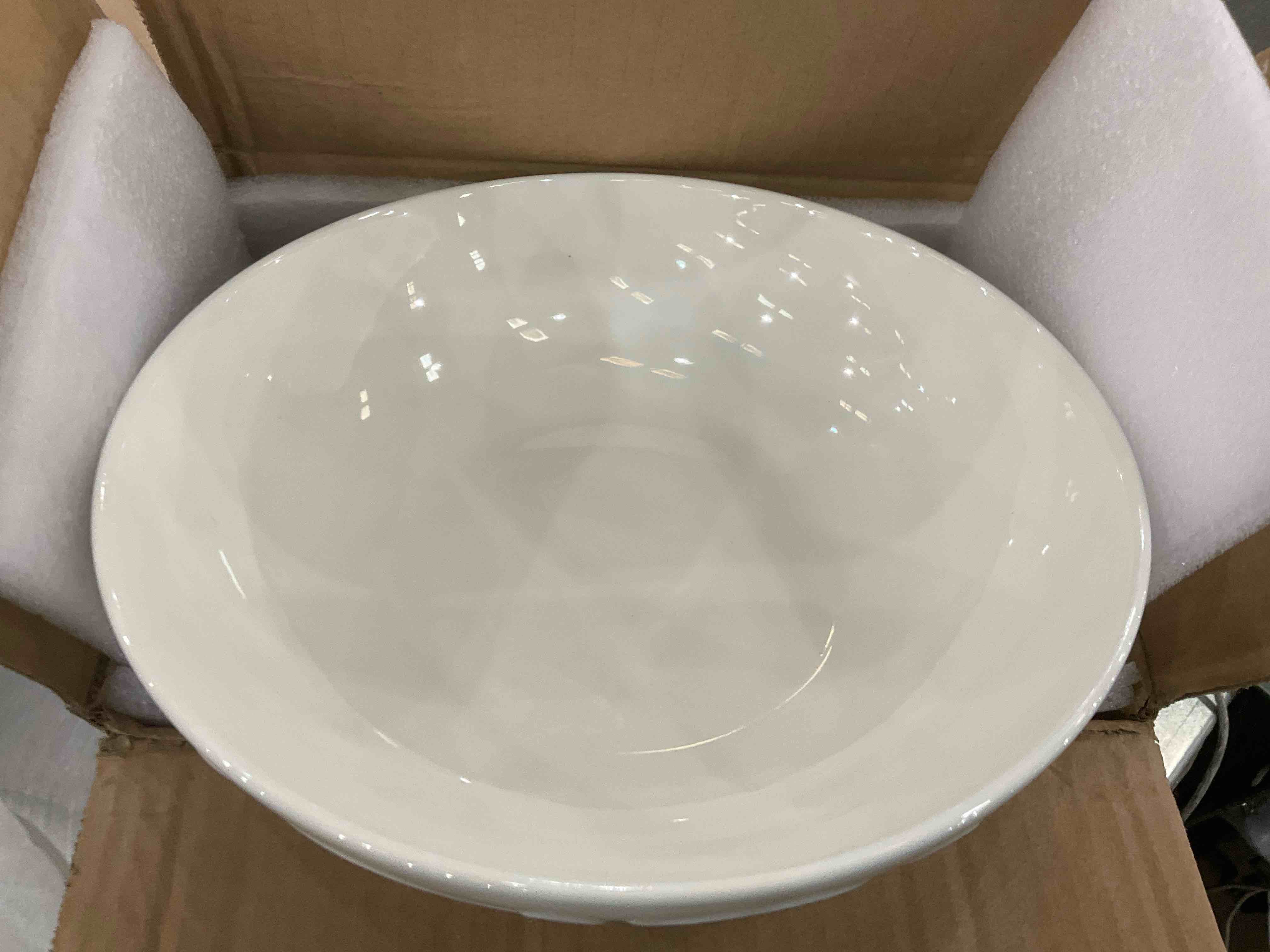 https://s3.amazonaws.com/lotting-images-prod/BargainHunt/EXS01036536_1707936079504.jpeg
