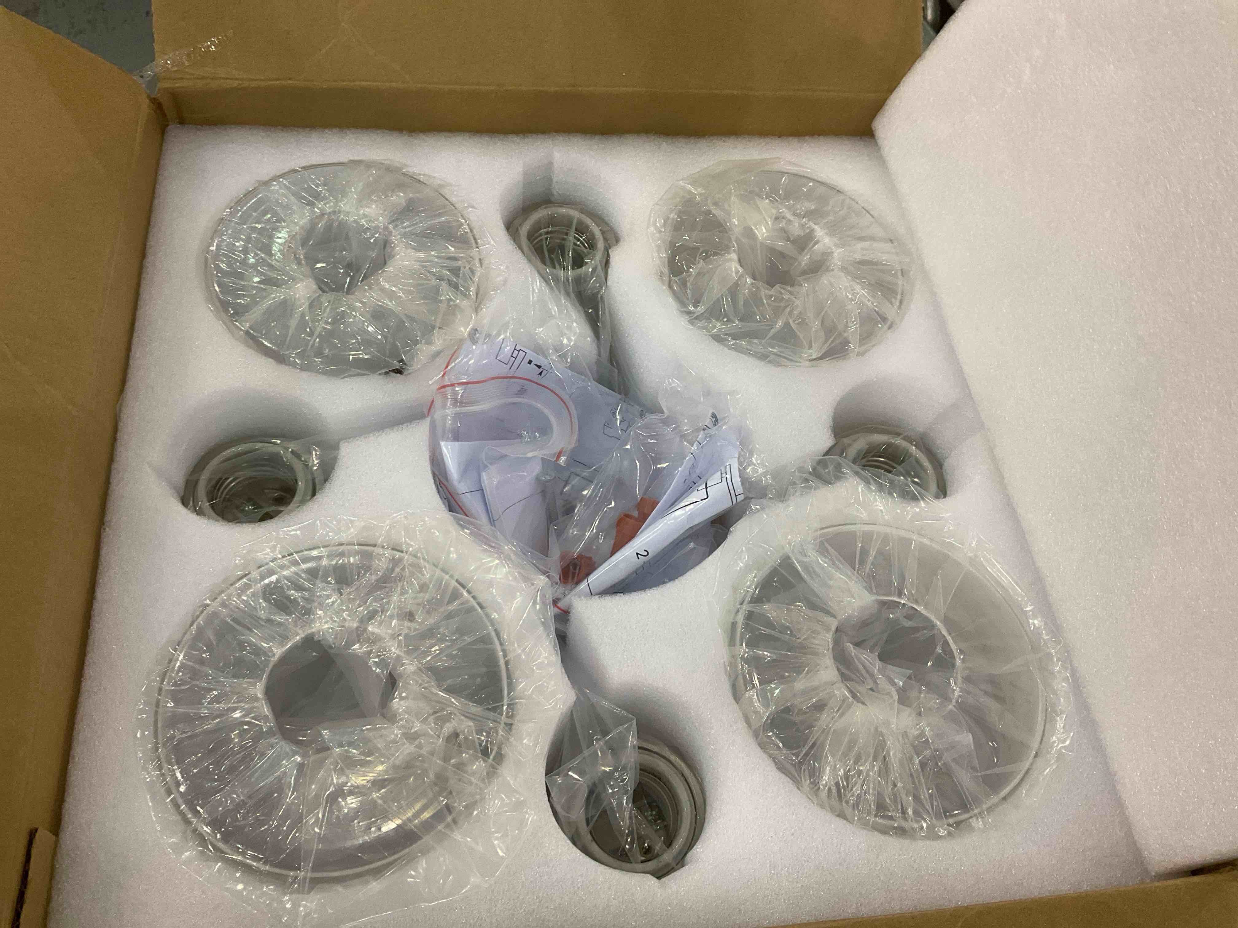 https://s3.amazonaws.com/lotting-images-prod/BargainHunt/EXS01036566_1707999473317.jpeg