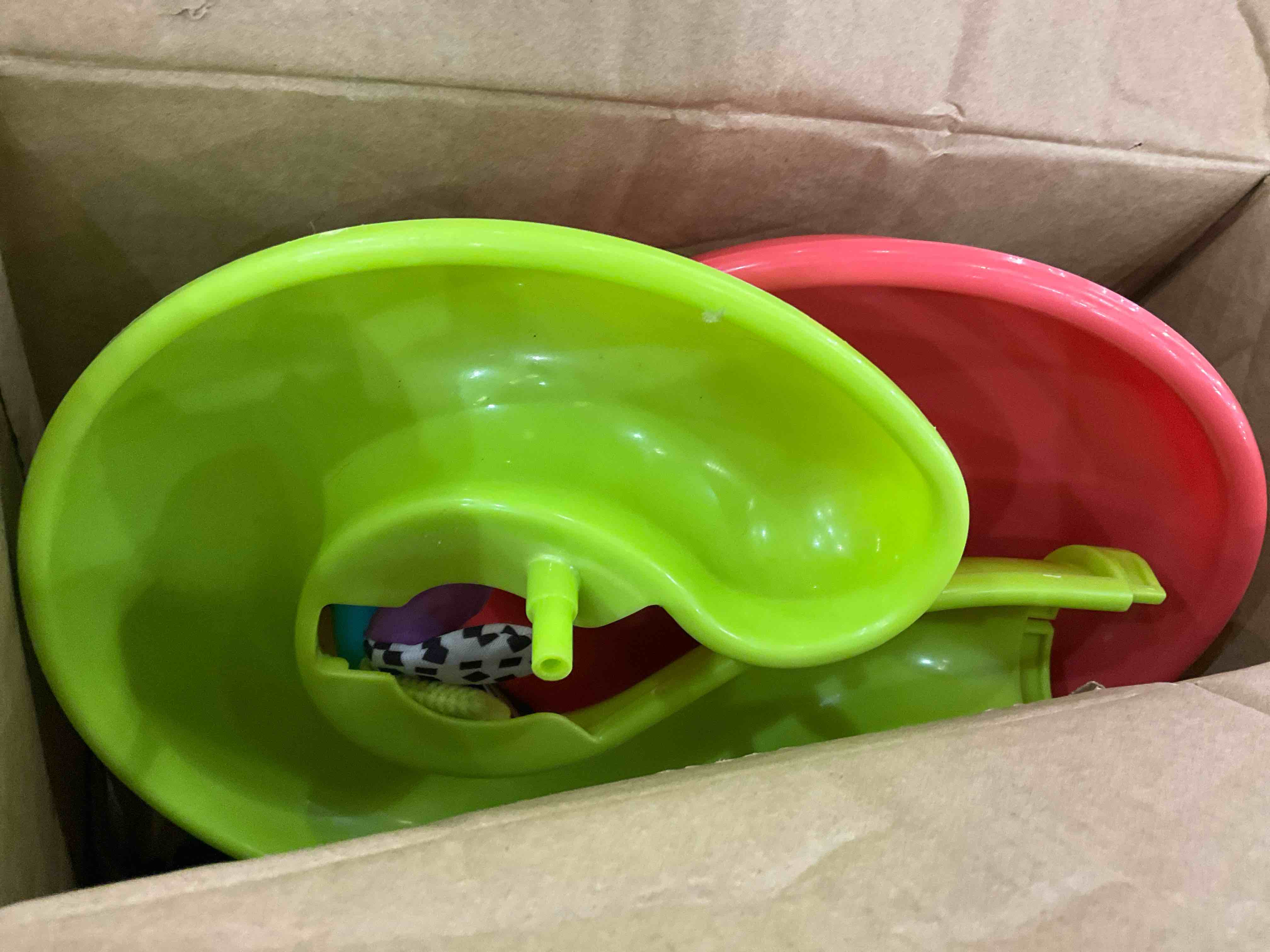 https://s3.amazonaws.com/lotting-images-prod/BargainHunt/EXS01036644_1708012170602.jpeg