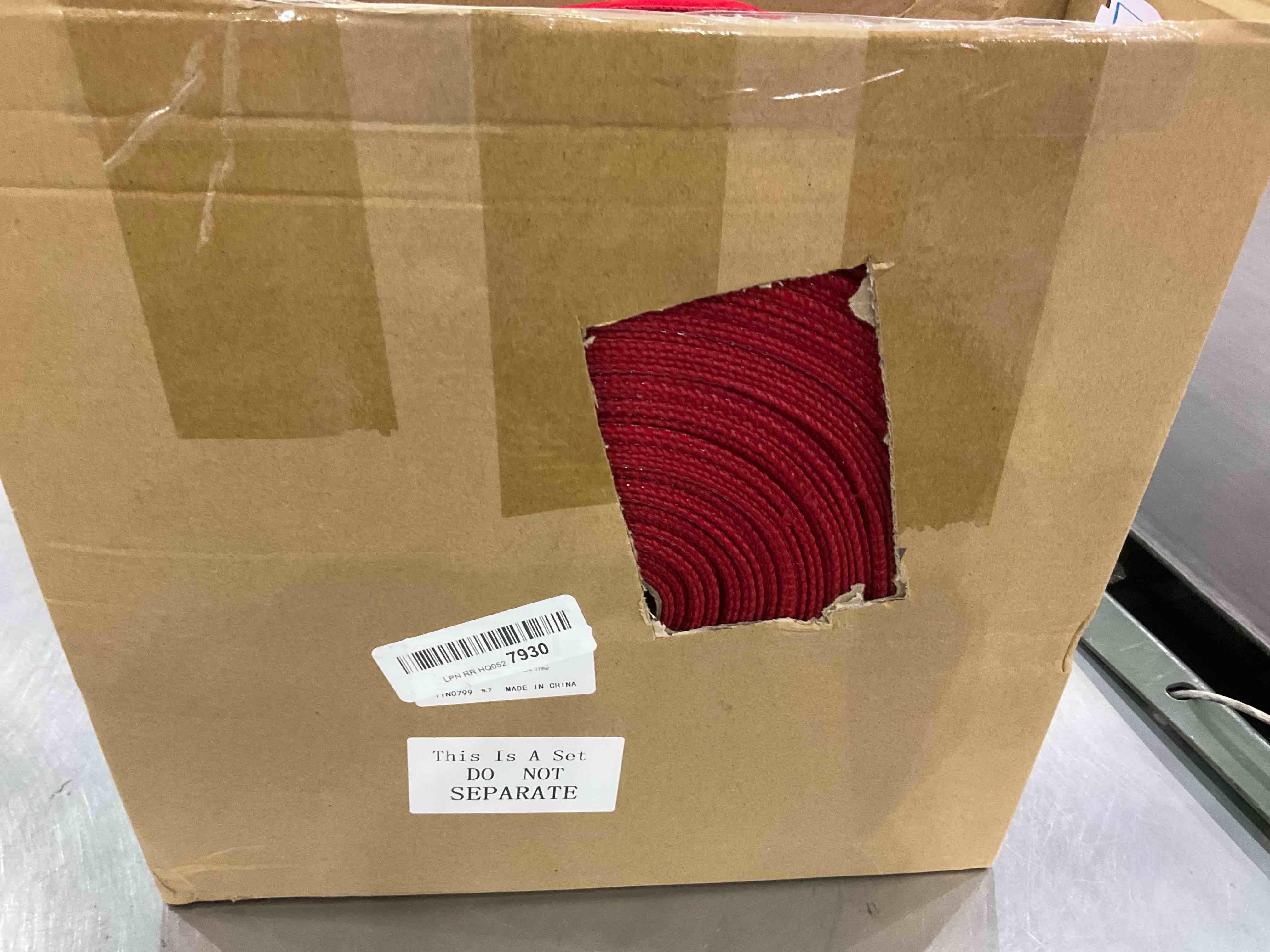 https://s3.amazonaws.com/lotting-images-prod/BargainHunt/EXS01036835_1708431742234.jpeg