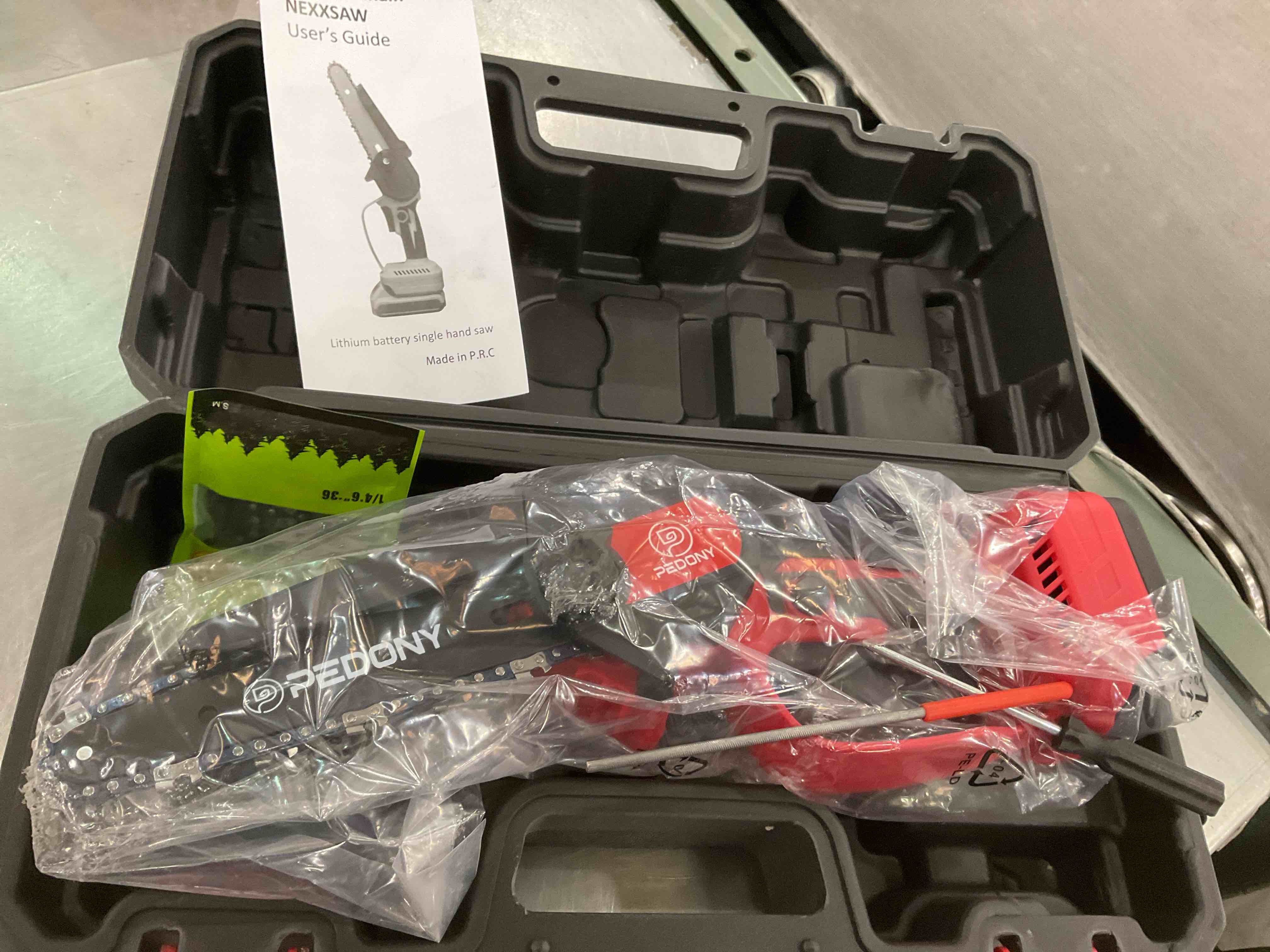 PEDONY Mini Chainsaw 6â€™â€™ for Milwaukee 18V Battery, Cordless Electric Chain Saw with Security Lock, Handheld Electric Chainsaw for Wood Cutting,Tree Branches, Garden Trimming(Battery Not Included)