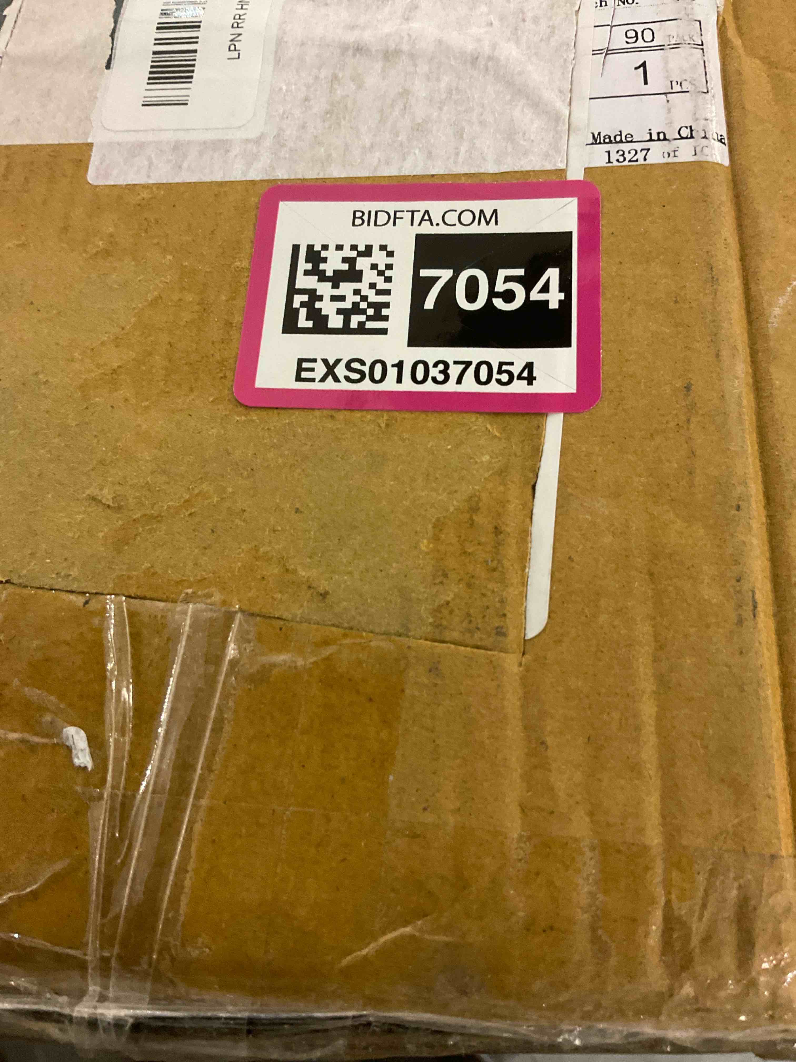 https://s3.amazonaws.com/lotting-images-prod/BargainHunt/EXS01037054_1708085808234.jpeg