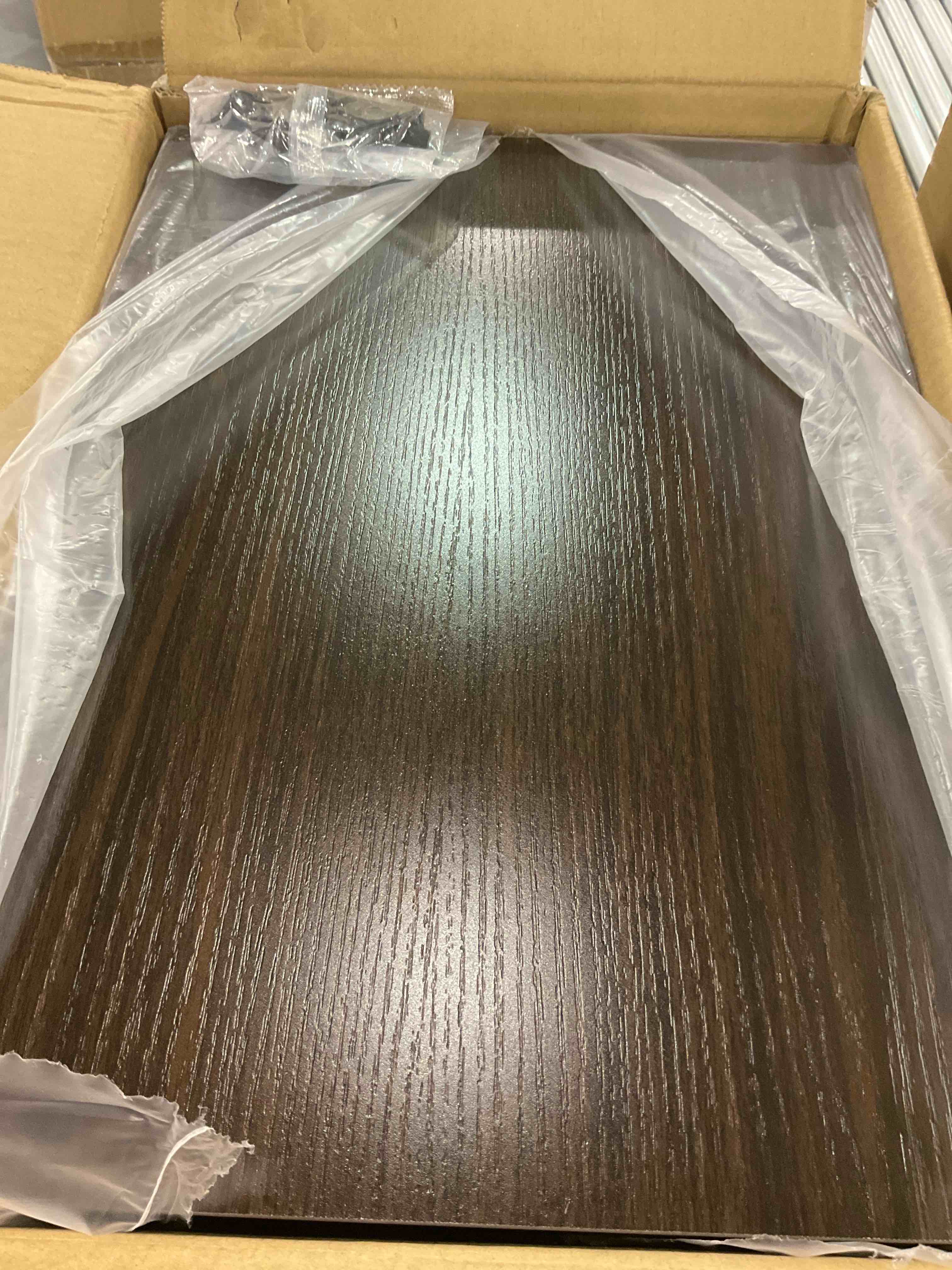 https://s3.amazonaws.com/lotting-images-prod/BargainHunt/EXS01037073_1708090188278.jpeg