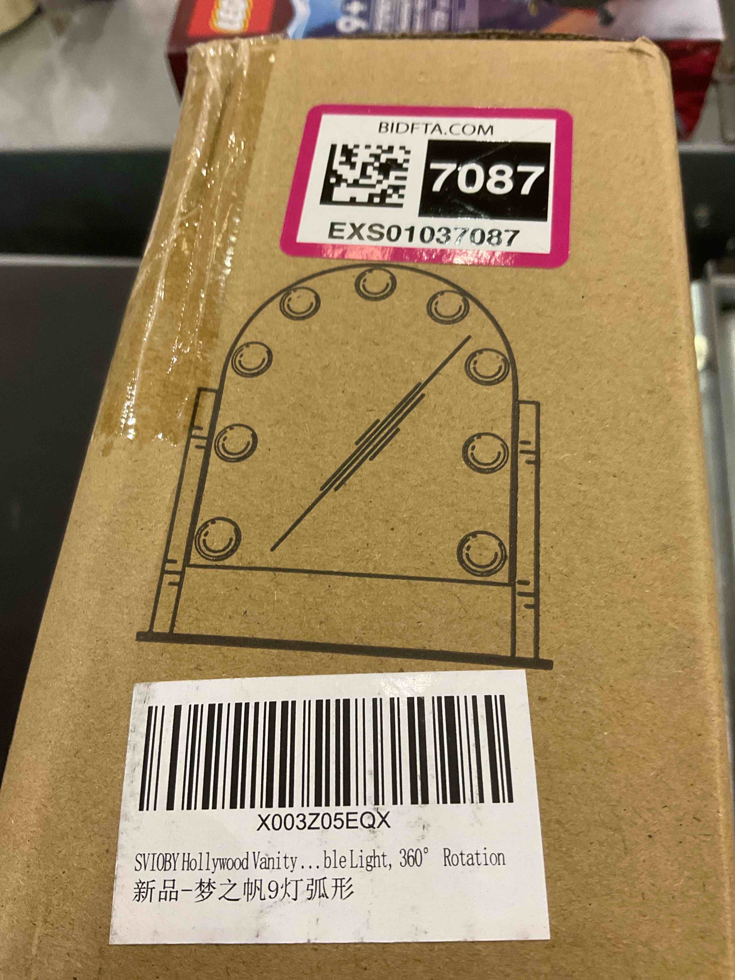 https://s3.amazonaws.com/lotting-images-prod/BargainHunt/EXS01037087_1708095932471.jpeg