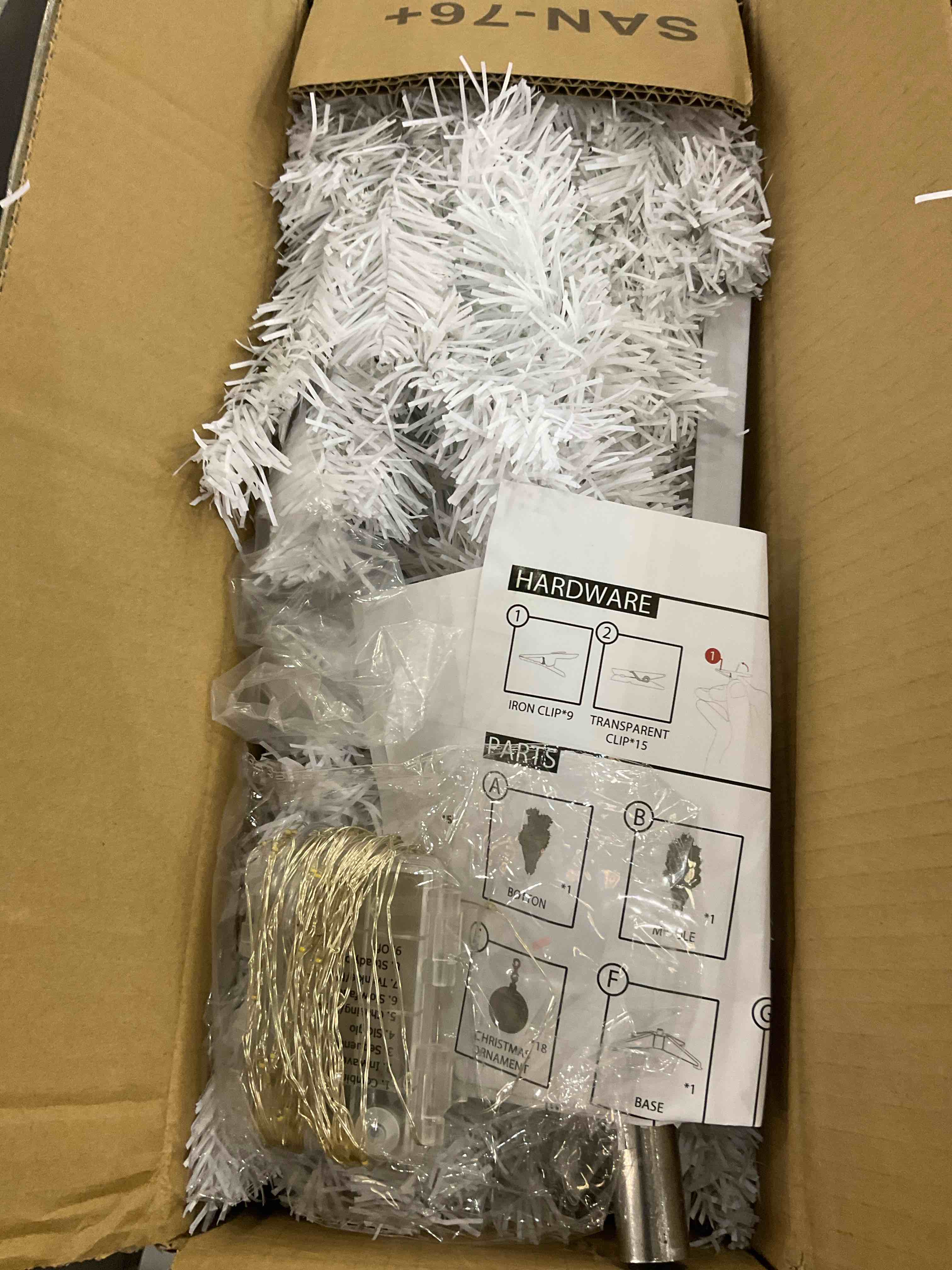 https://s3.amazonaws.com/lotting-images-prod/BargainHunt/EXS01037108_1708099999990.jpeg