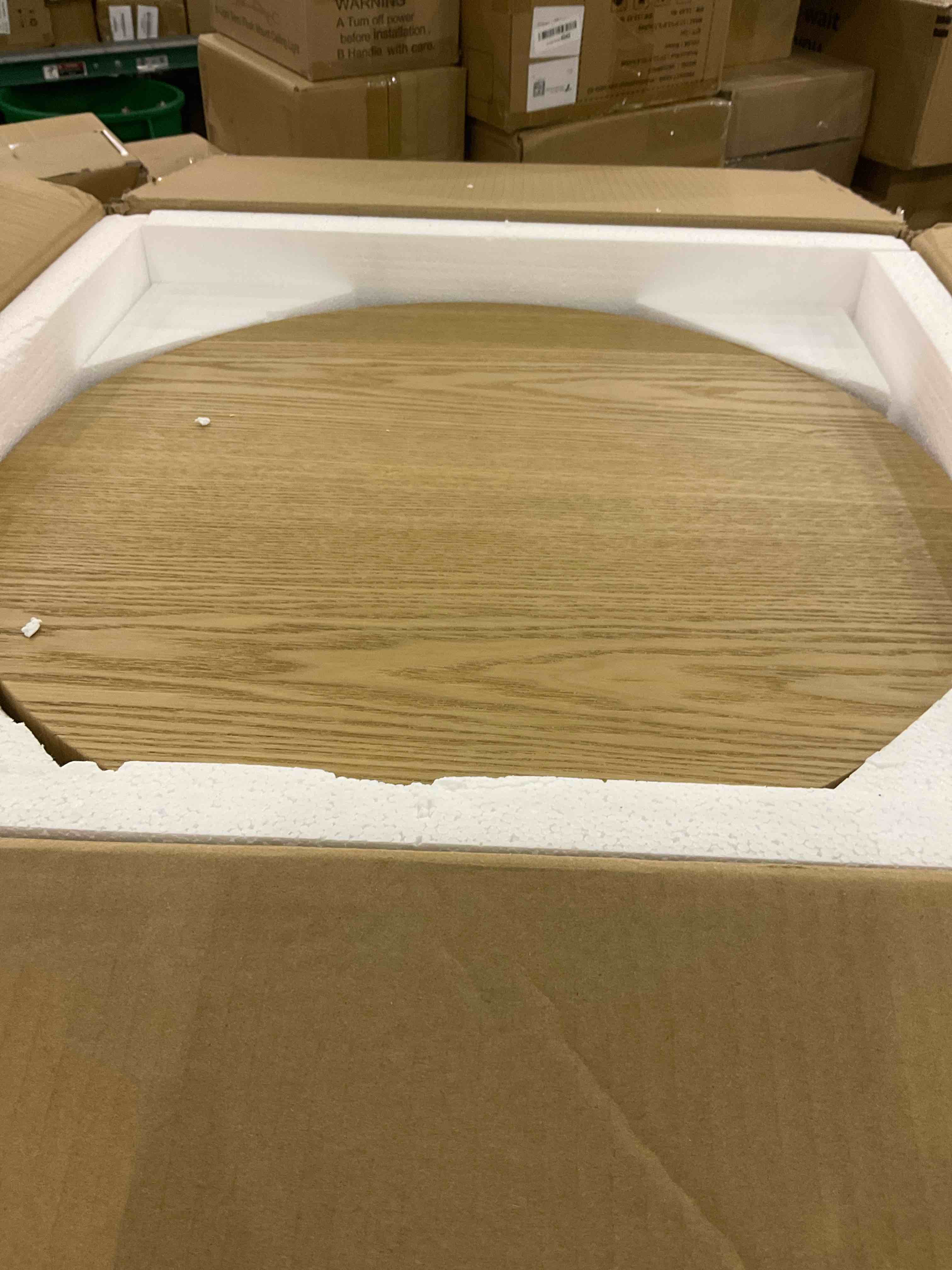 https://s3.amazonaws.com/lotting-images-prod/BargainHunt/EXS01037121_1708433508032.jpeg