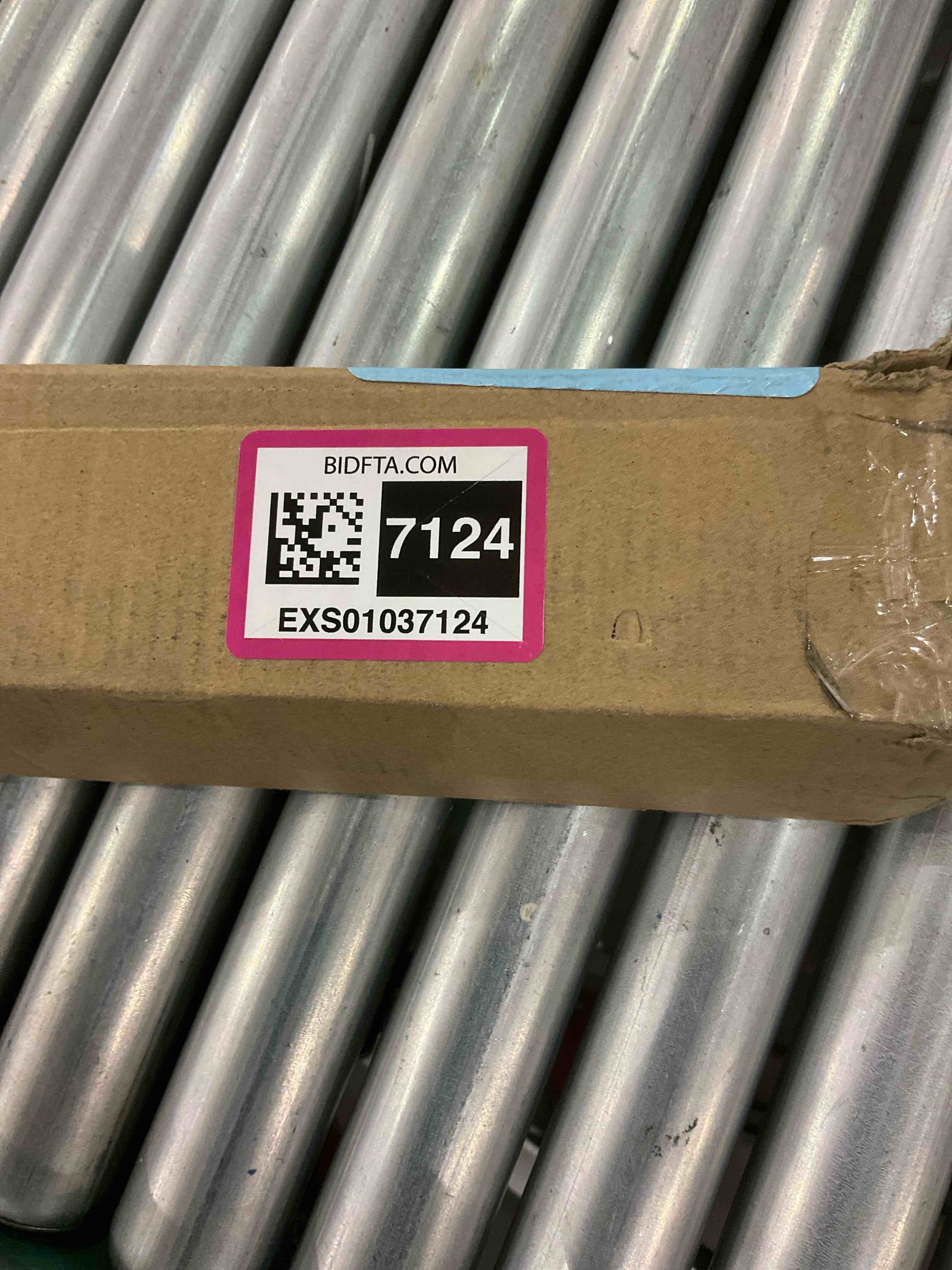 https://s3.amazonaws.com/lotting-images-prod/BargainHunt/EXS01037124_1708434528930.jpeg