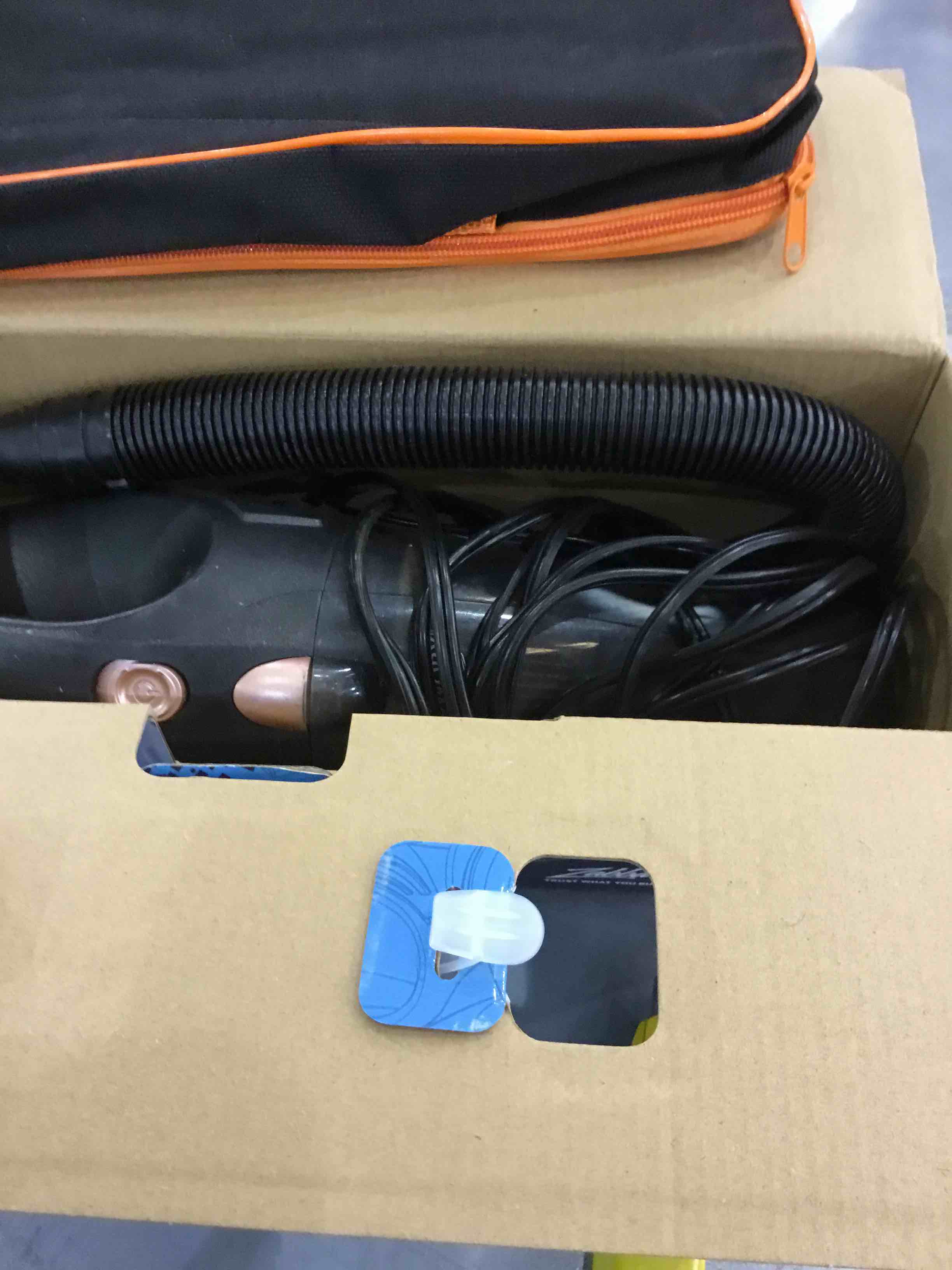 https://s3.amazonaws.com/lotting-images-prod/BargainHunt/EXS01037235_1713530413089.jpeg