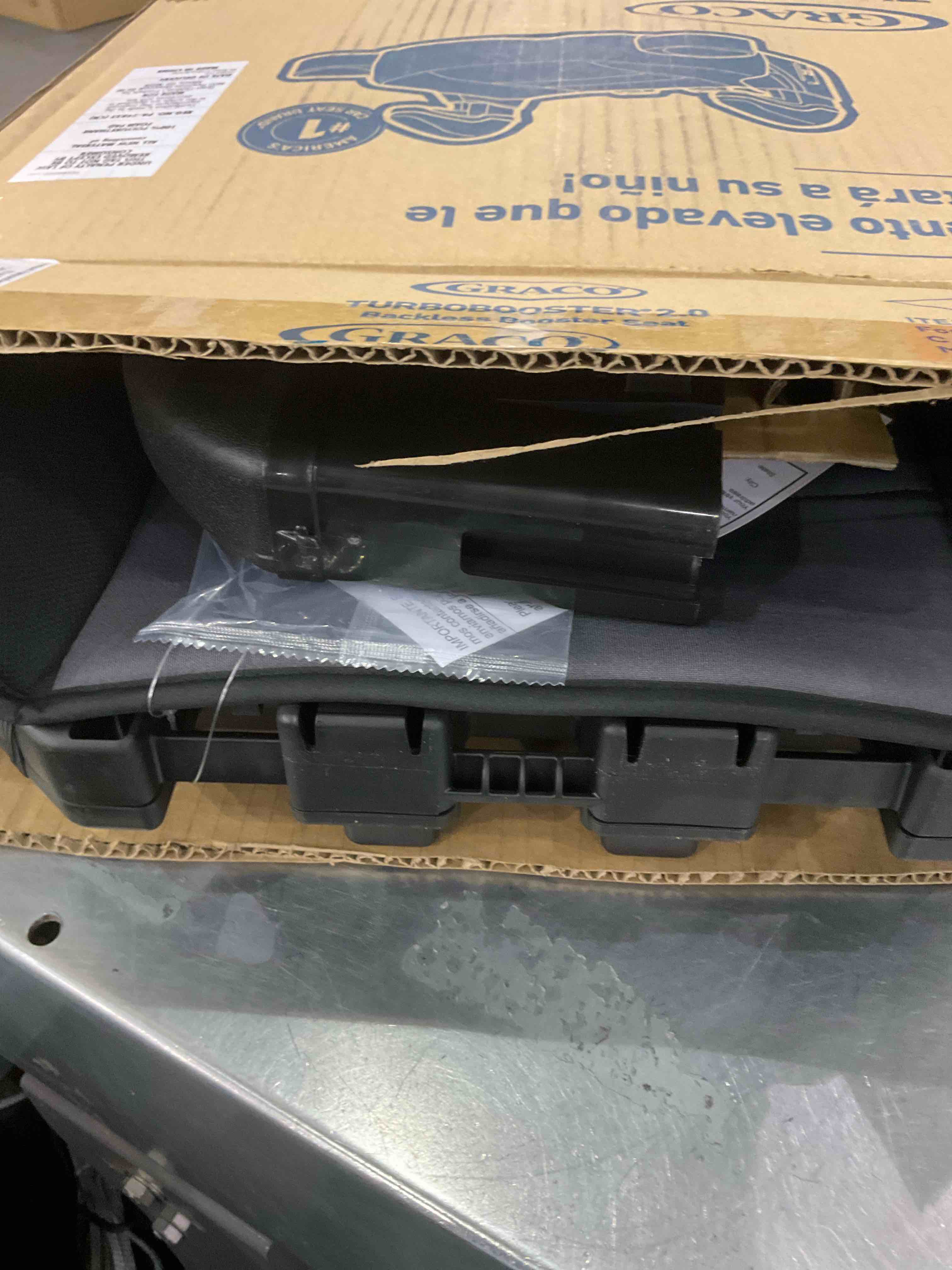 https://s3.amazonaws.com/lotting-images-prod/BargainHunt/EXS01037502_1712663899205.jpeg
