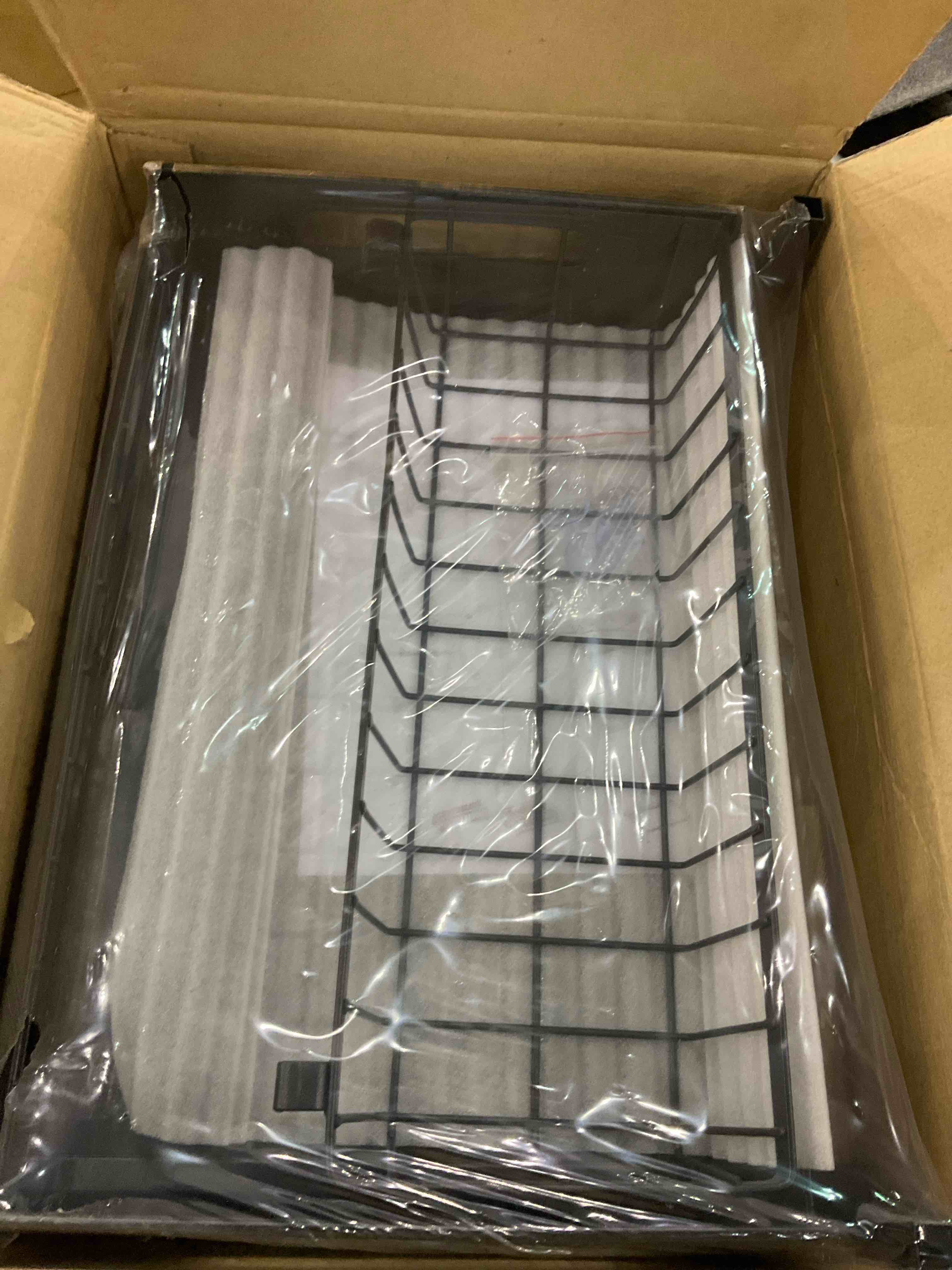 https://s3.amazonaws.com/lotting-images-prod/BargainHunt/EXS01037615_1712748495831.jpeg