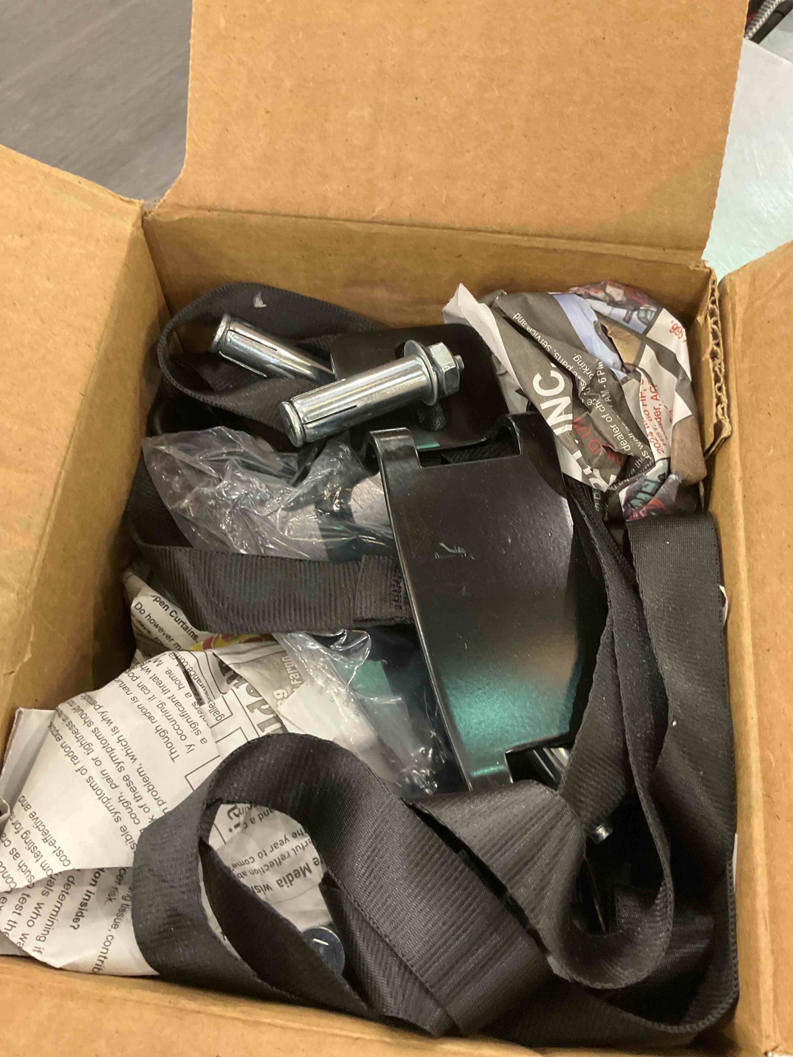 https://s3.amazonaws.com/lotting-images-prod/BargainHunt/EXS01037702_1712761552936.jpeg