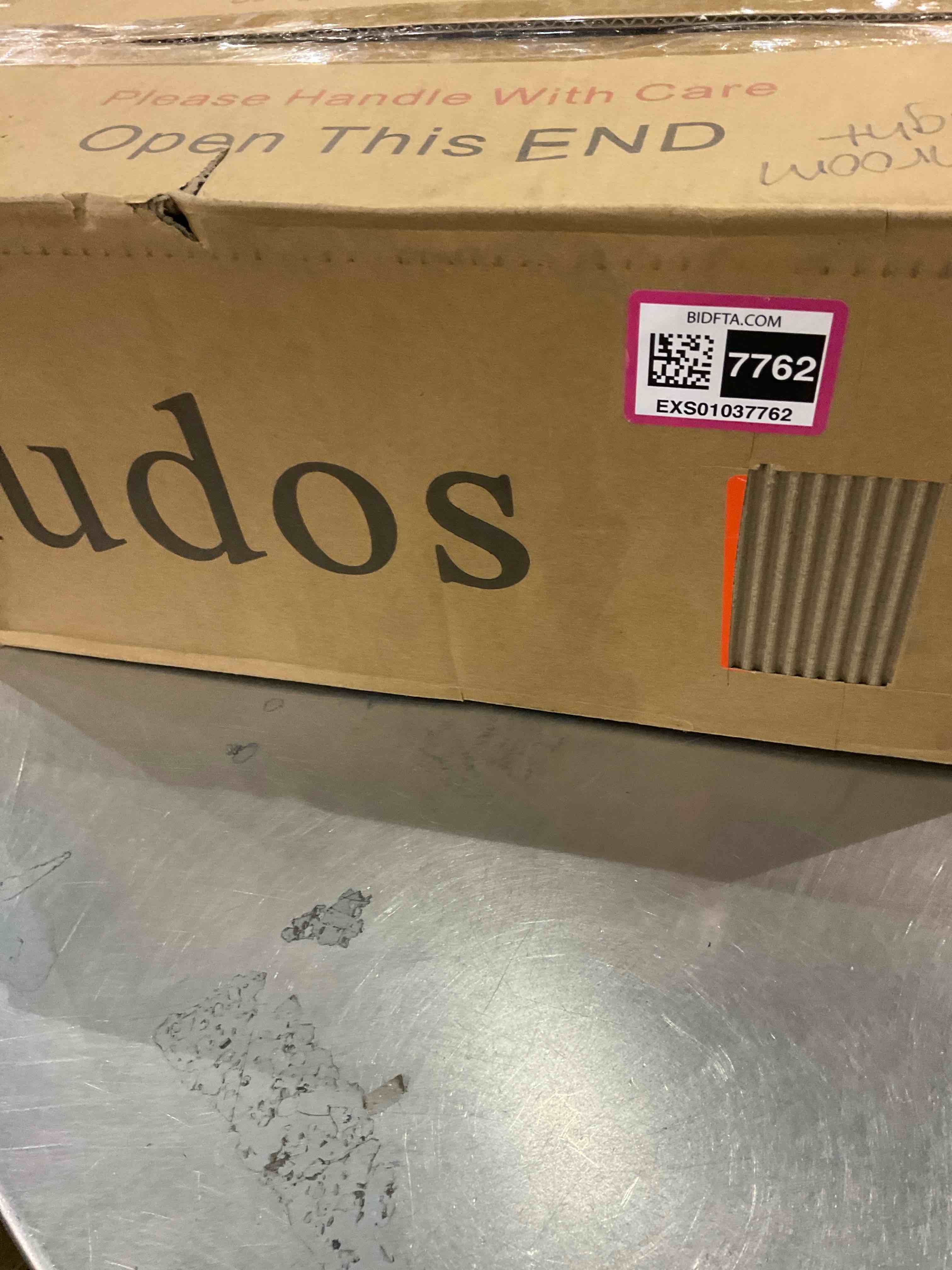 https://s3.amazonaws.com/lotting-images-prod/BargainHunt/EXS01037762_1712834742704.jpeg
