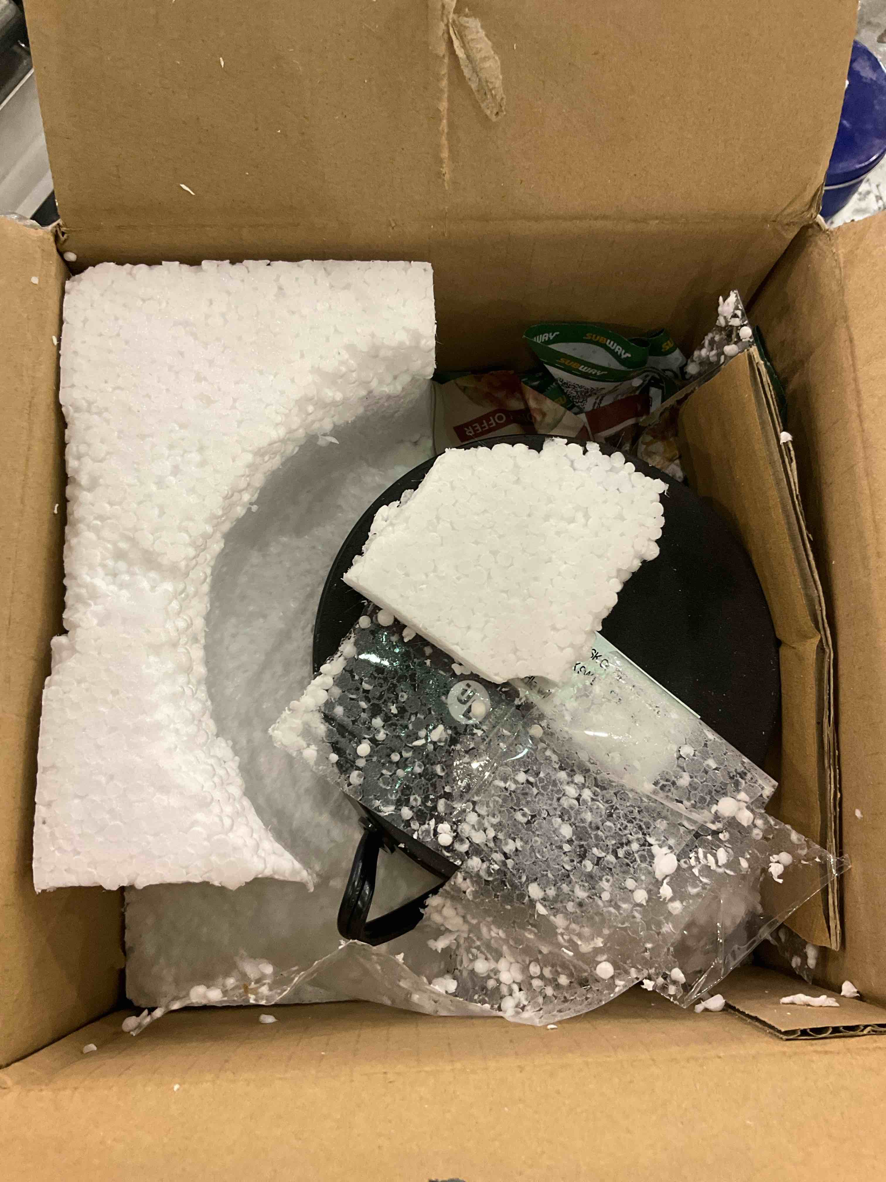 https://s3.amazonaws.com/lotting-images-prod/BargainHunt/EXS01038501_1708344870787.jpeg