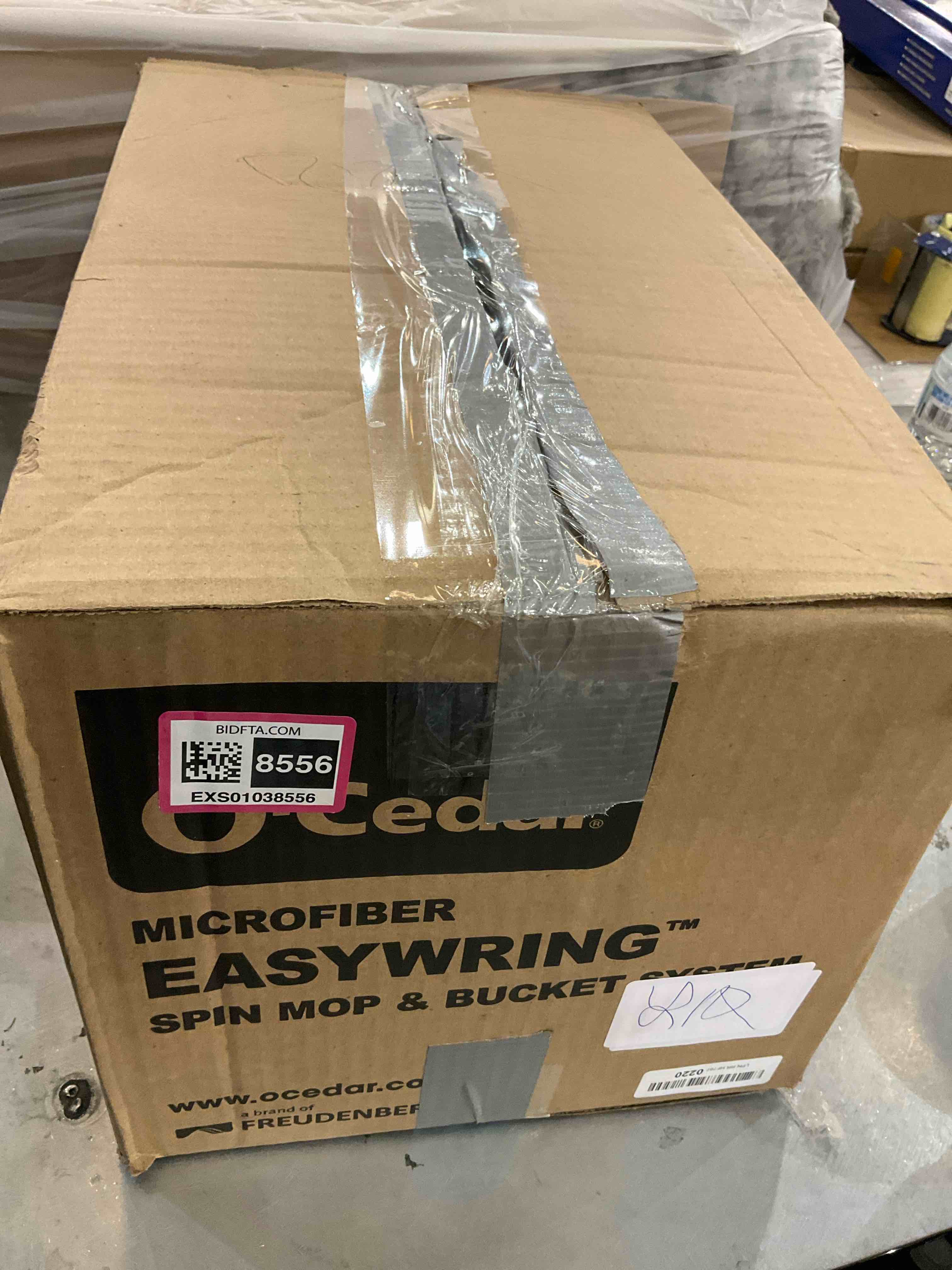 https://s3.amazonaws.com/lotting-images-prod/BargainHunt/EXS01038556_1708357857210.jpeg