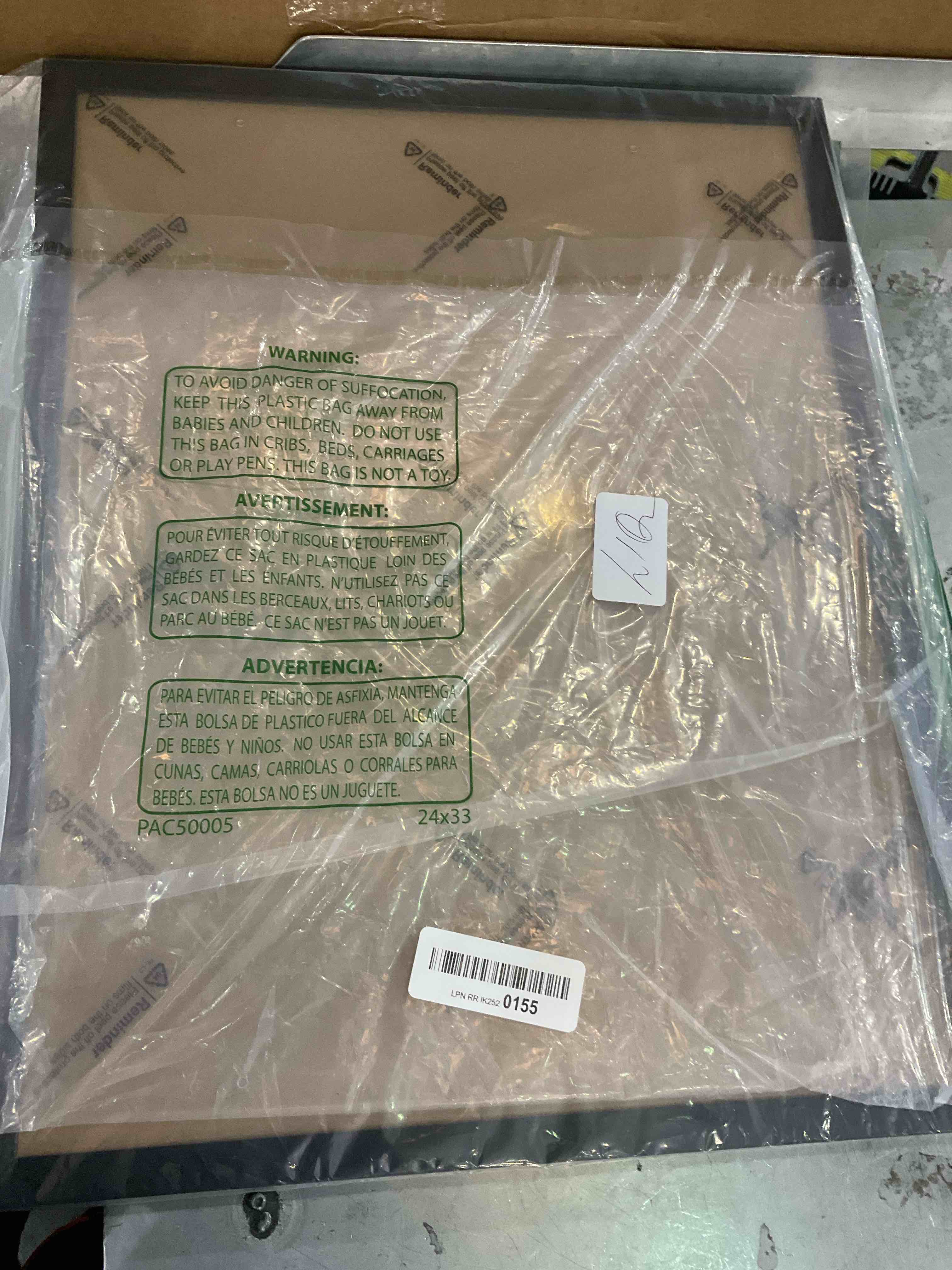 https://s3.amazonaws.com/lotting-images-prod/BargainHunt/EXS01038559_1708358307459.jpeg