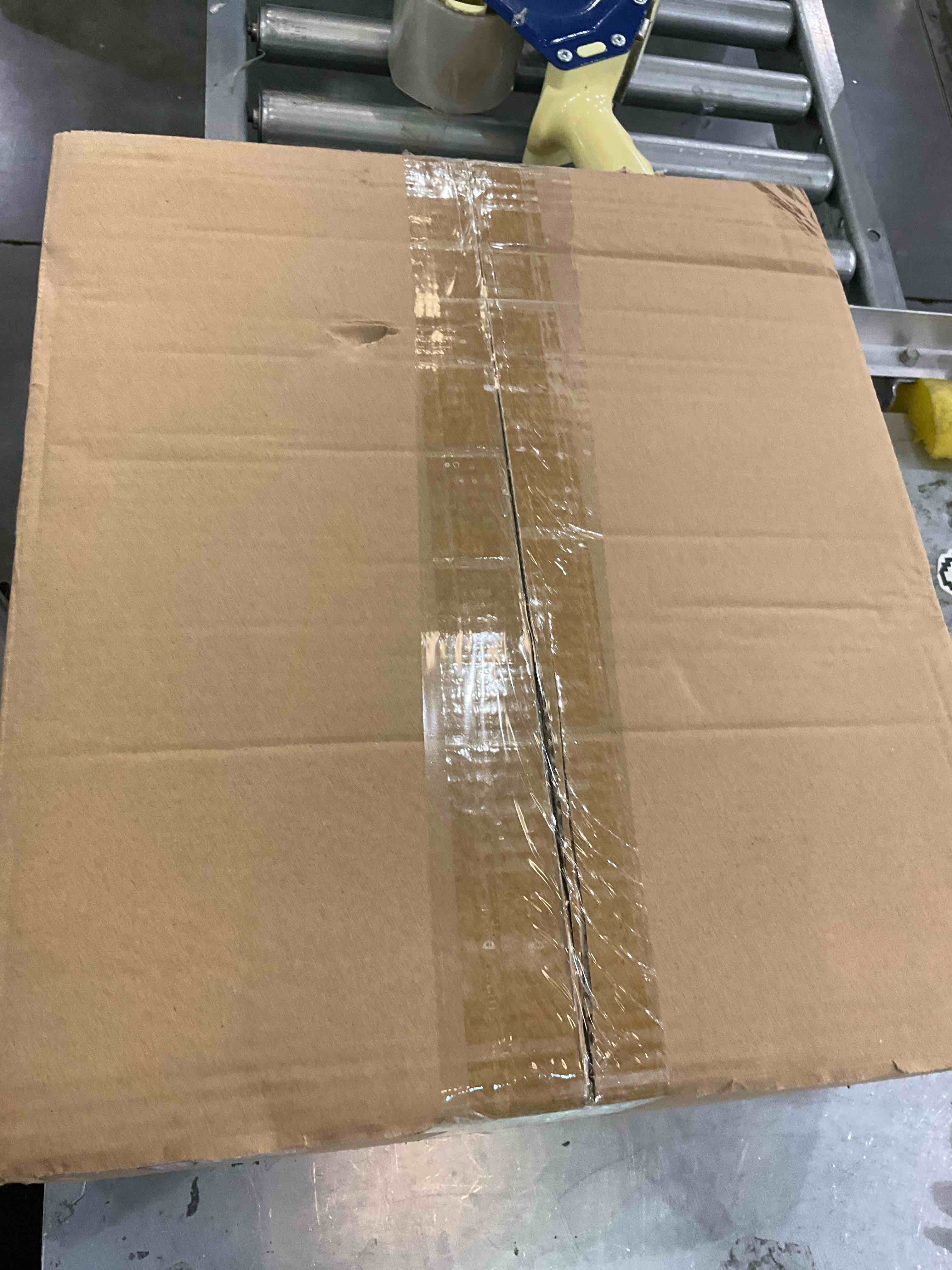 https://s3.amazonaws.com/lotting-images-prod/BargainHunt/EXS01038563_1708359636214.jpeg