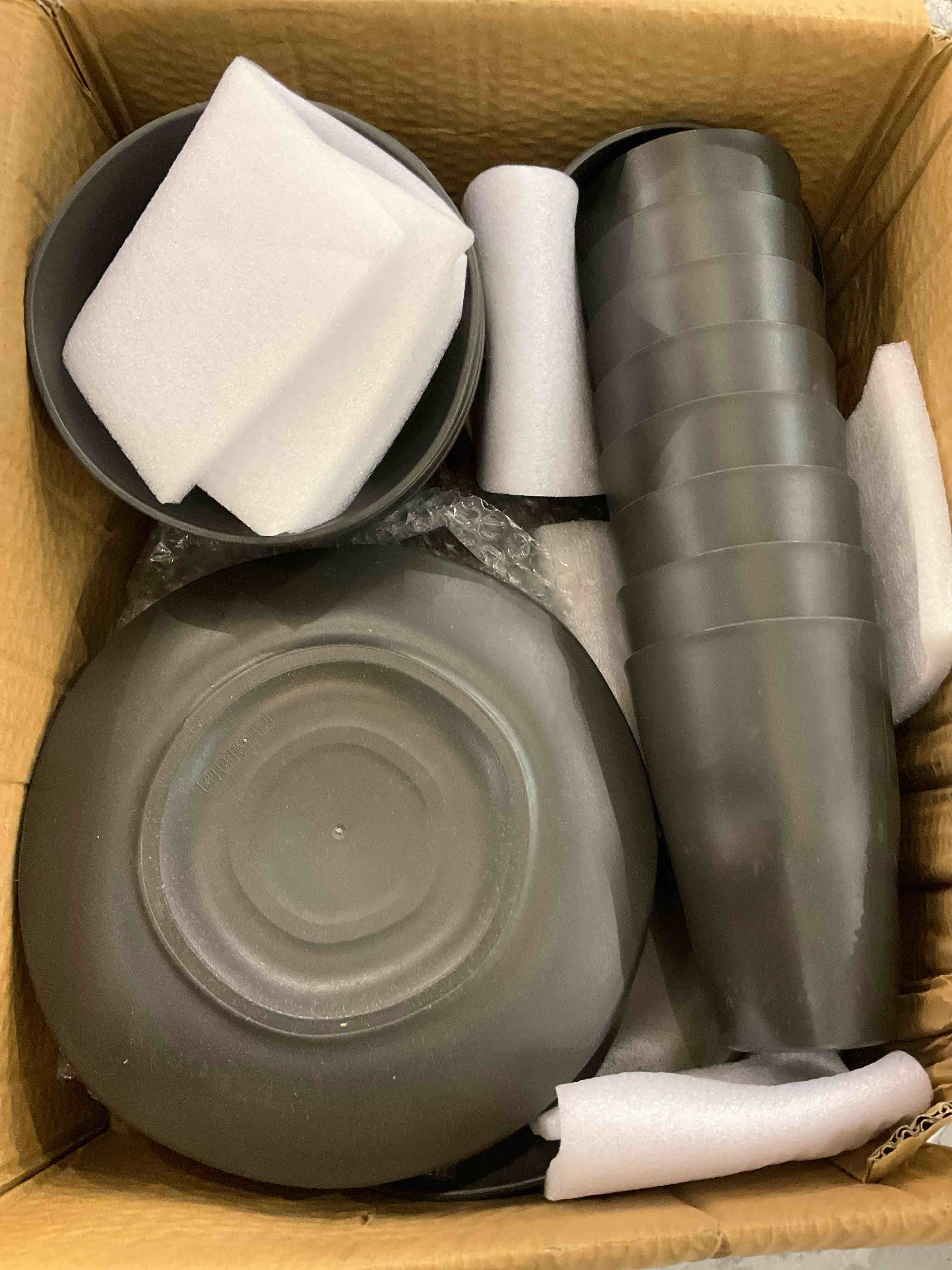 https://s3.amazonaws.com/lotting-images-prod/BargainHunt/EXS01038568_1708360405234.jpeg