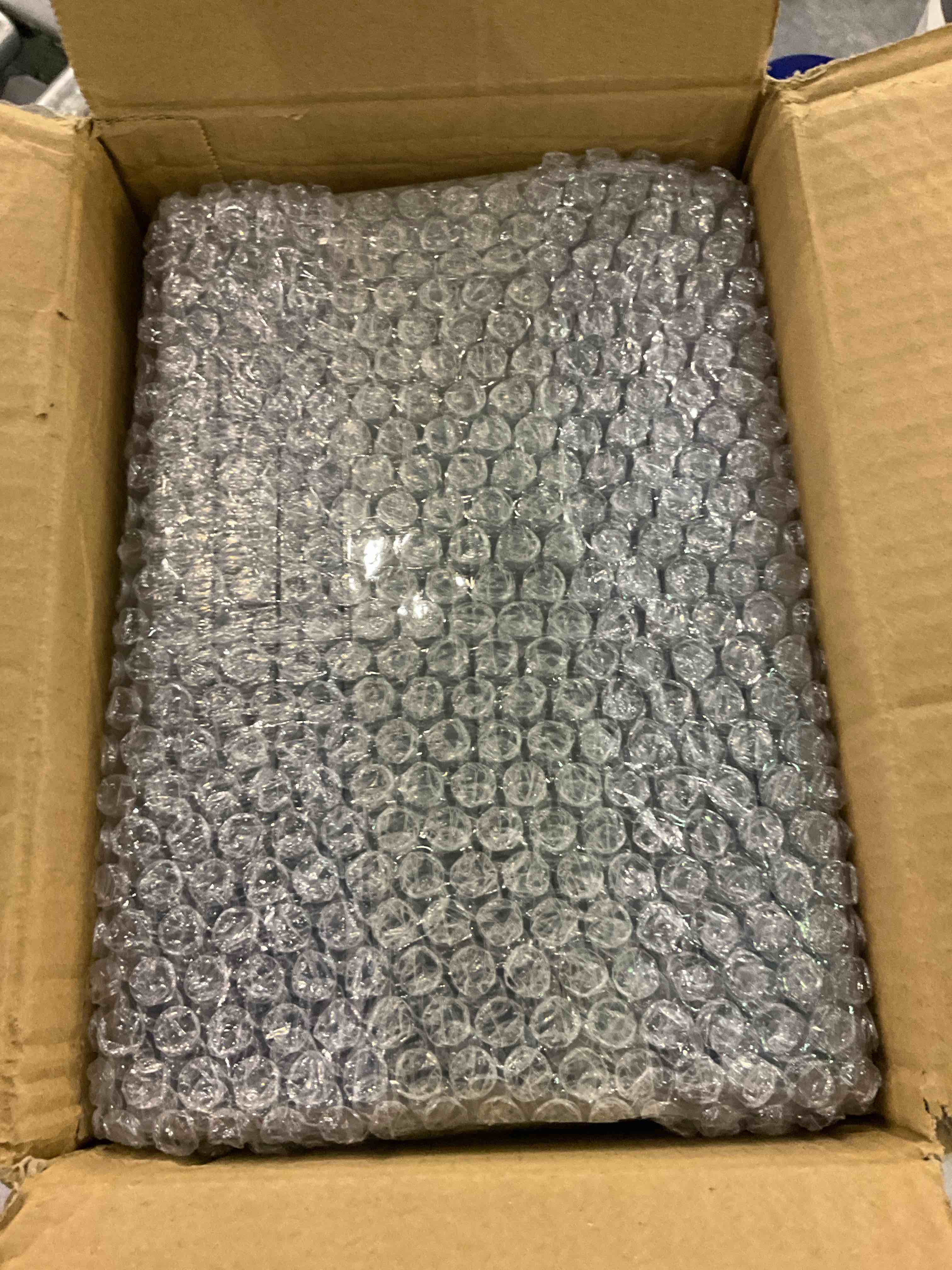 https://s3.amazonaws.com/lotting-images-prod/BargainHunt/EXS01038652_1708434770345.jpeg