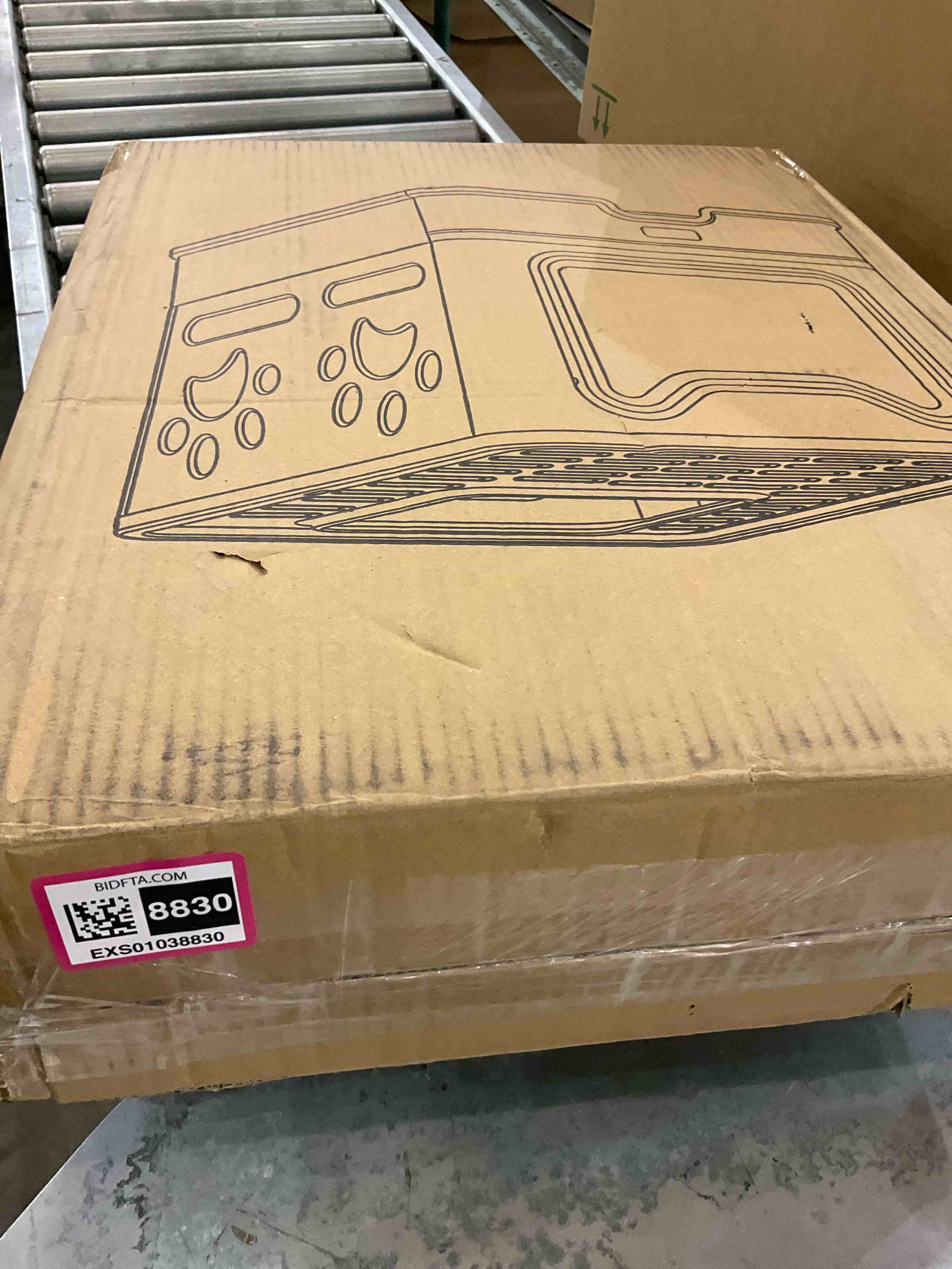 https://s3.amazonaws.com/lotting-images-prod/BargainHunt/EXS01038830_1708544851427.jpeg