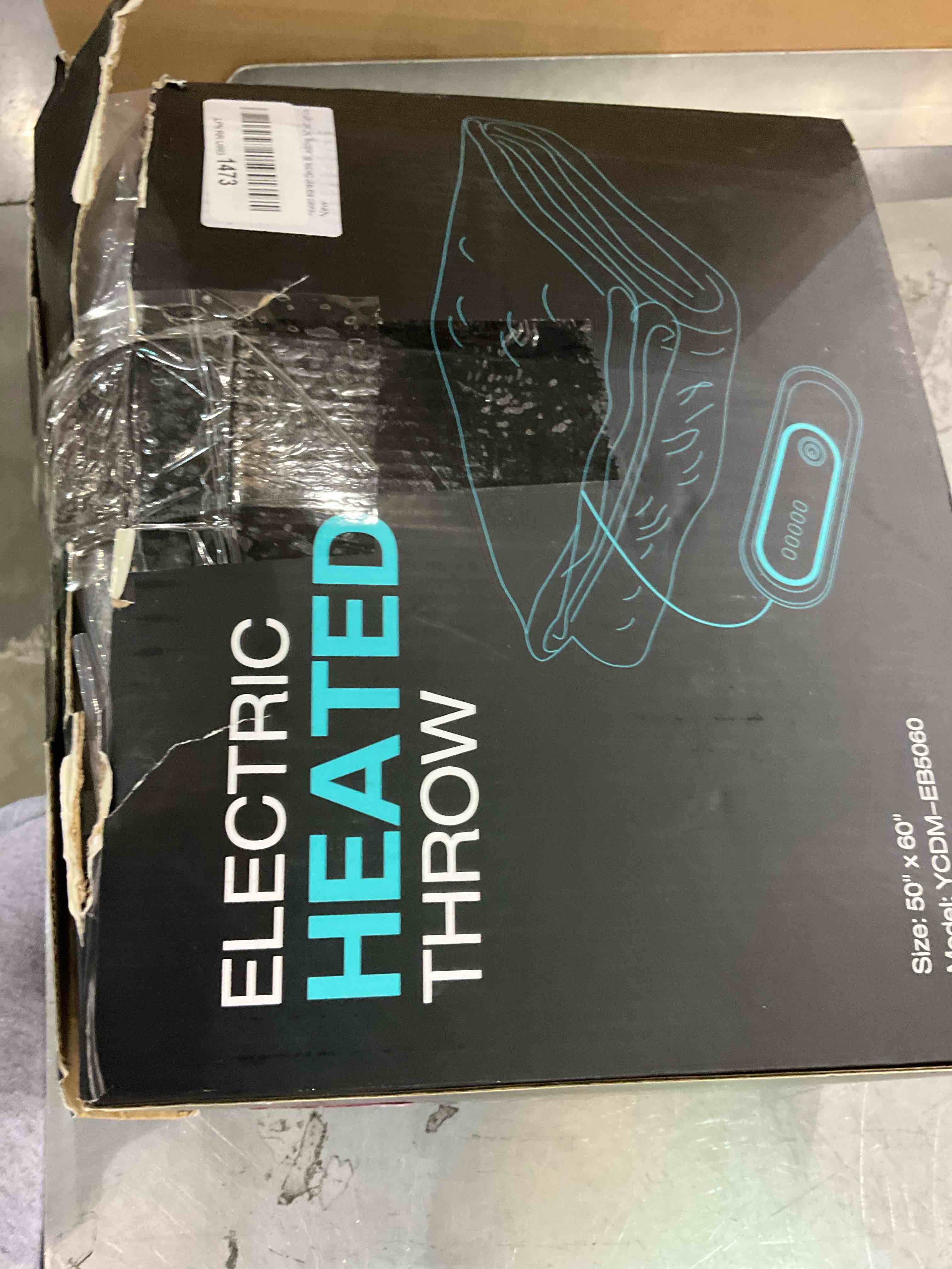 https://s3.amazonaws.com/lotting-images-prod/BargainHunt/EXS01038871_1708609346457.jpeg