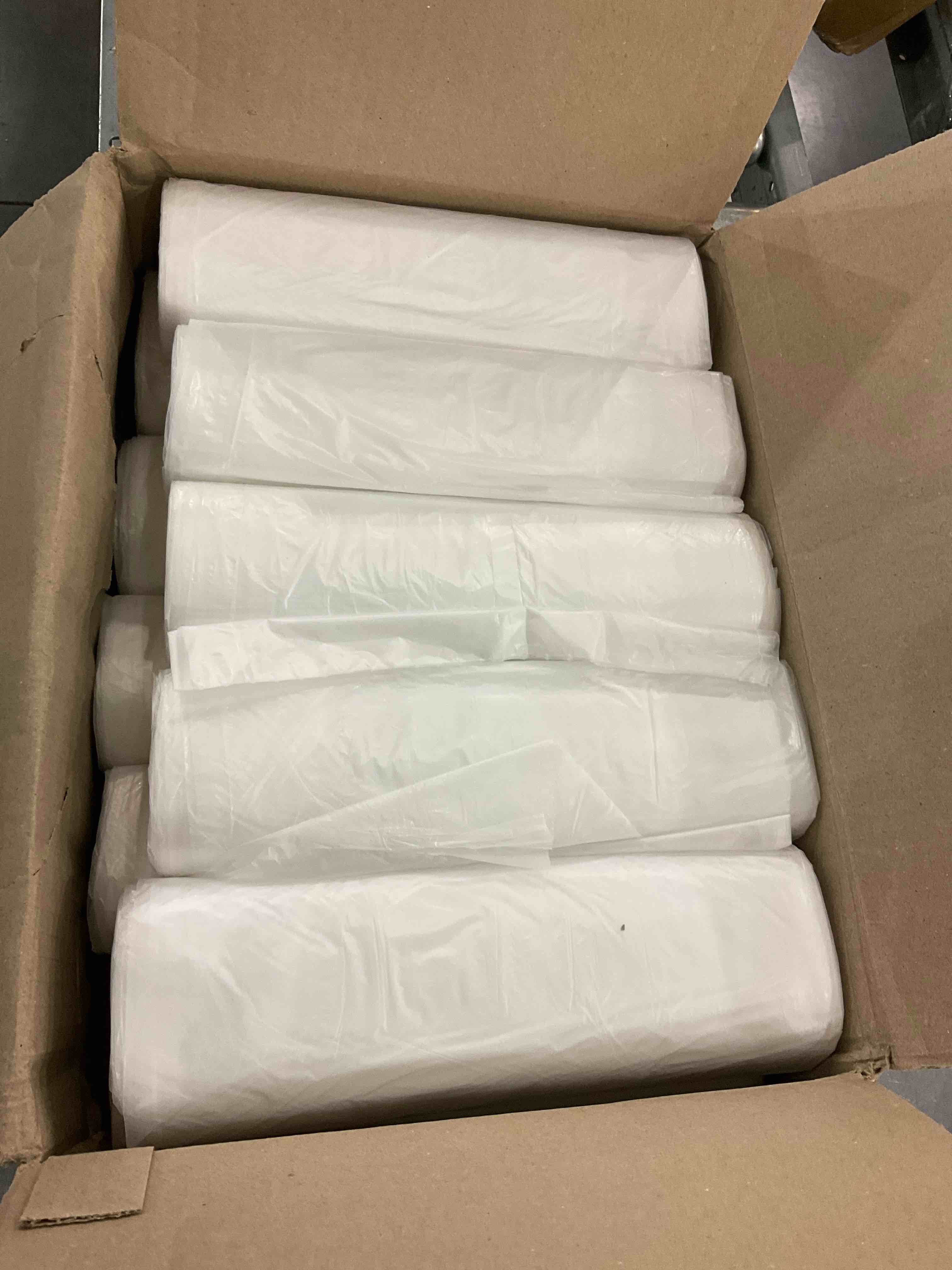 https://s3.amazonaws.com/lotting-images-prod/BargainHunt/EXS01038882_1708623662053.jpeg