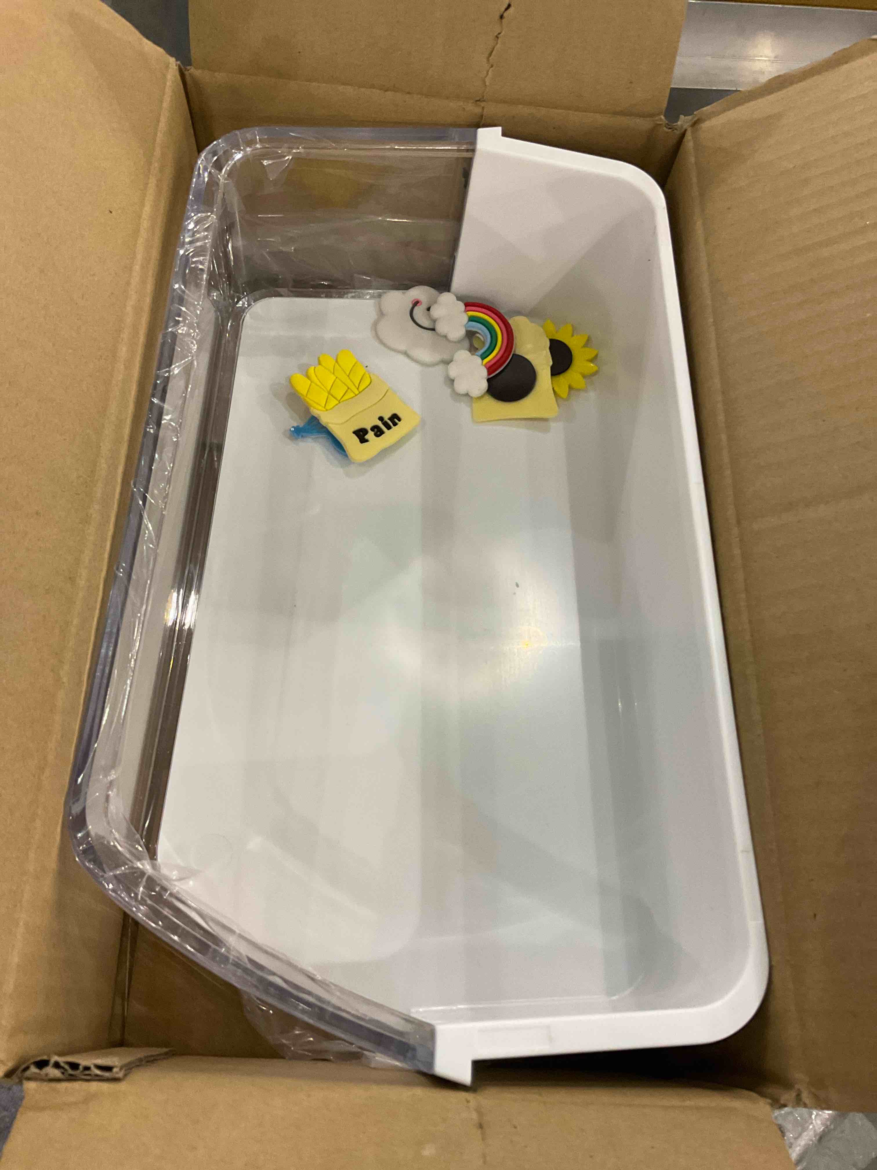 https://s3.amazonaws.com/lotting-images-prod/BargainHunt/EXS01038924_1708631402538.jpeg