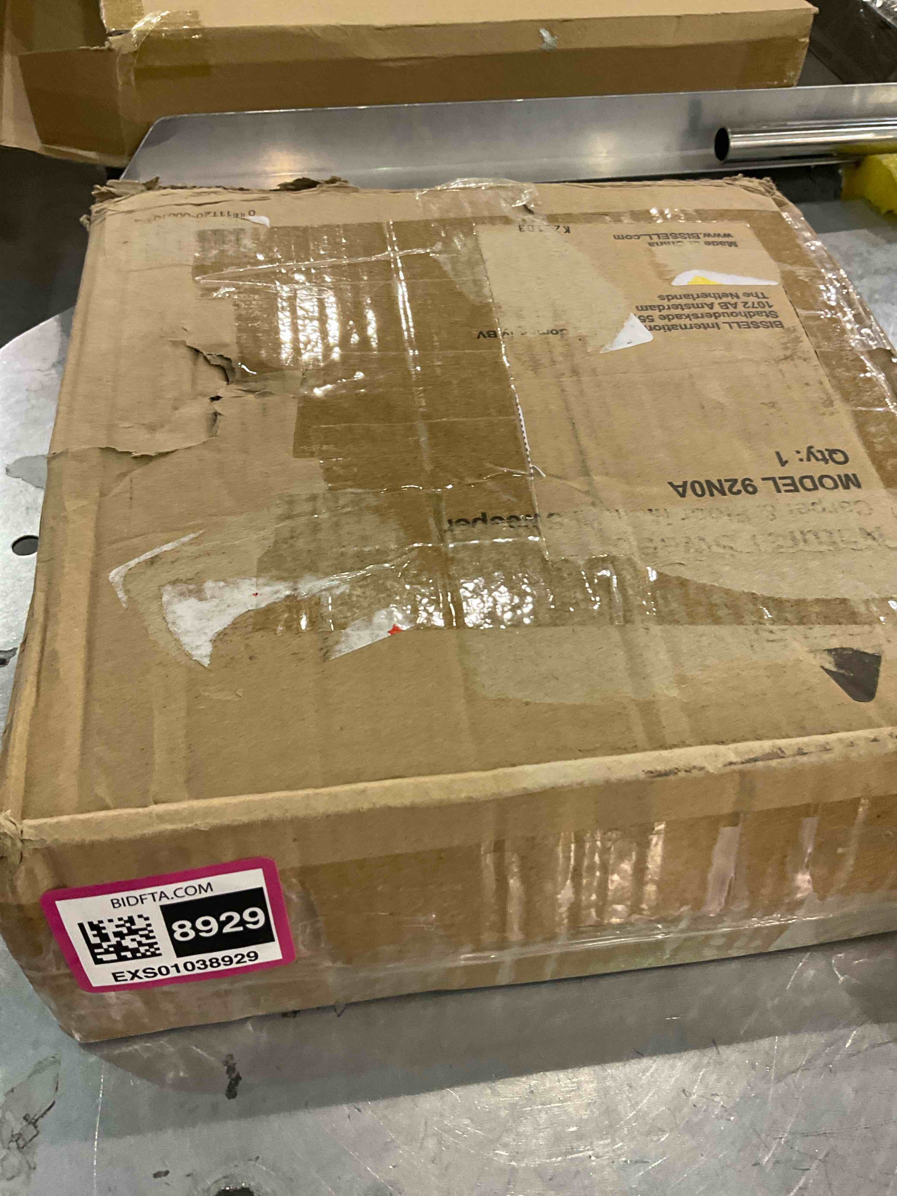 https://s3.amazonaws.com/lotting-images-prod/BargainHunt/EXS01038929_1708631903002.jpeg
