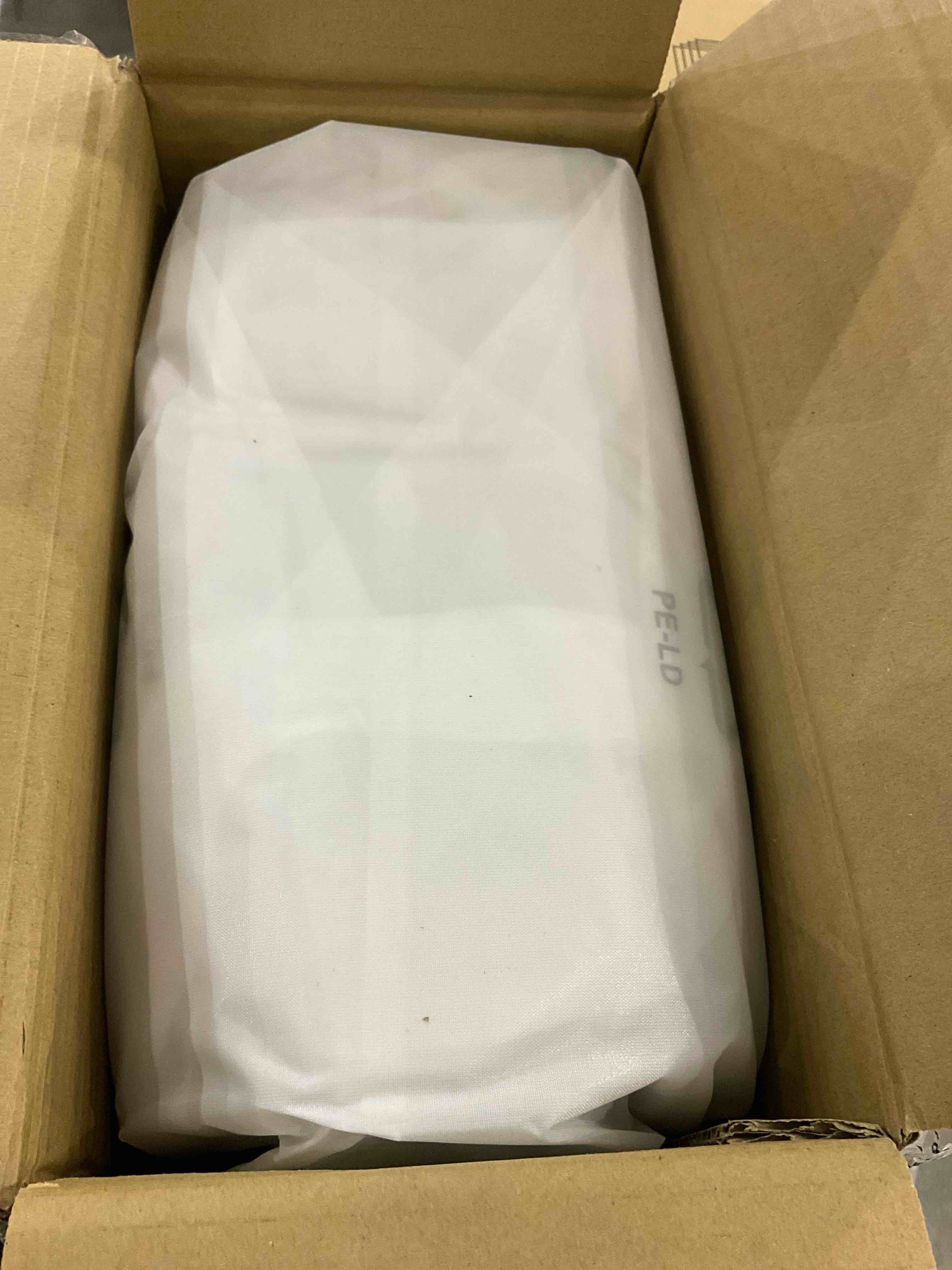 https://s3.amazonaws.com/lotting-images-prod/BargainHunt/EXS01038953_1708691688841.jpeg