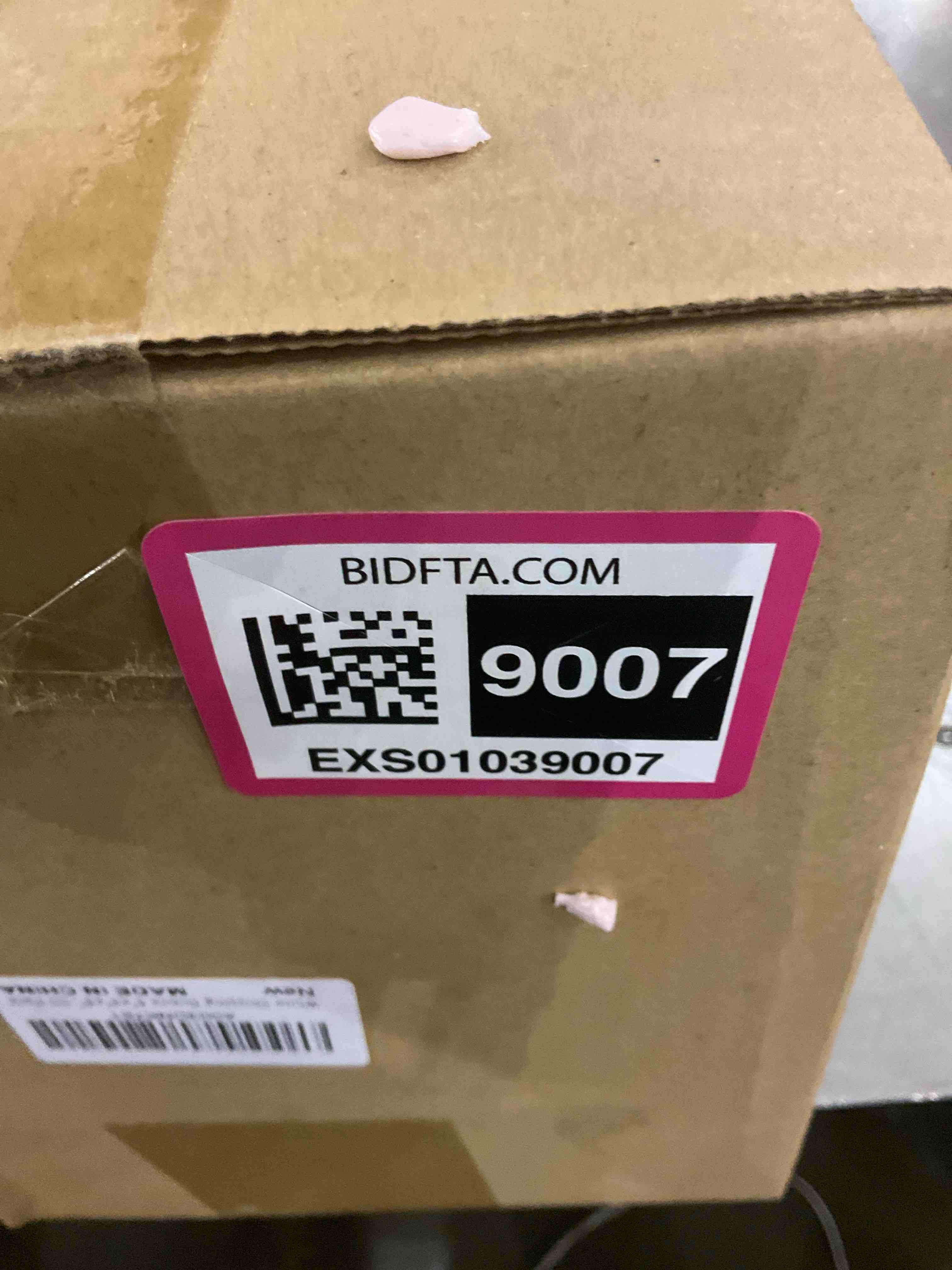 https://s3.amazonaws.com/lotting-images-prod/BargainHunt/EXS01039007_1708528500779.jpeg